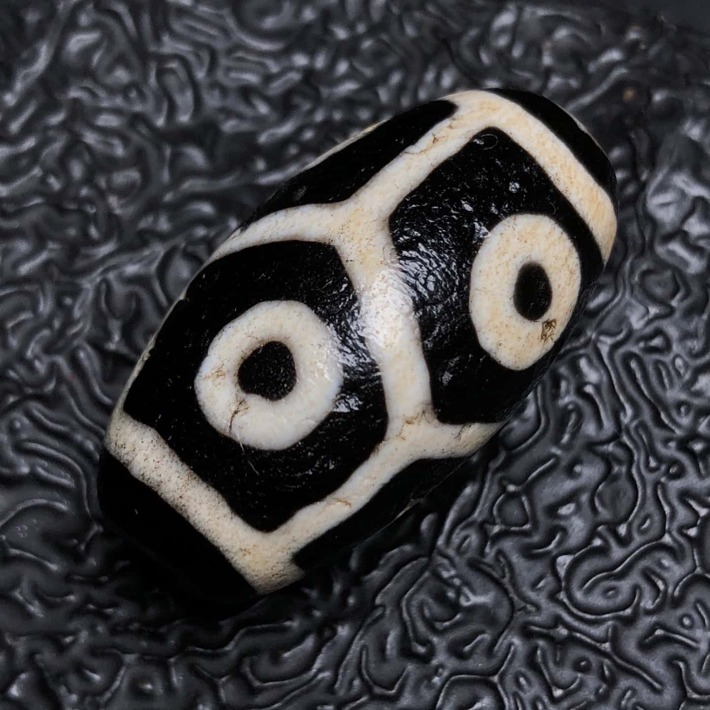 Chinese Natural Agate DZI Beads