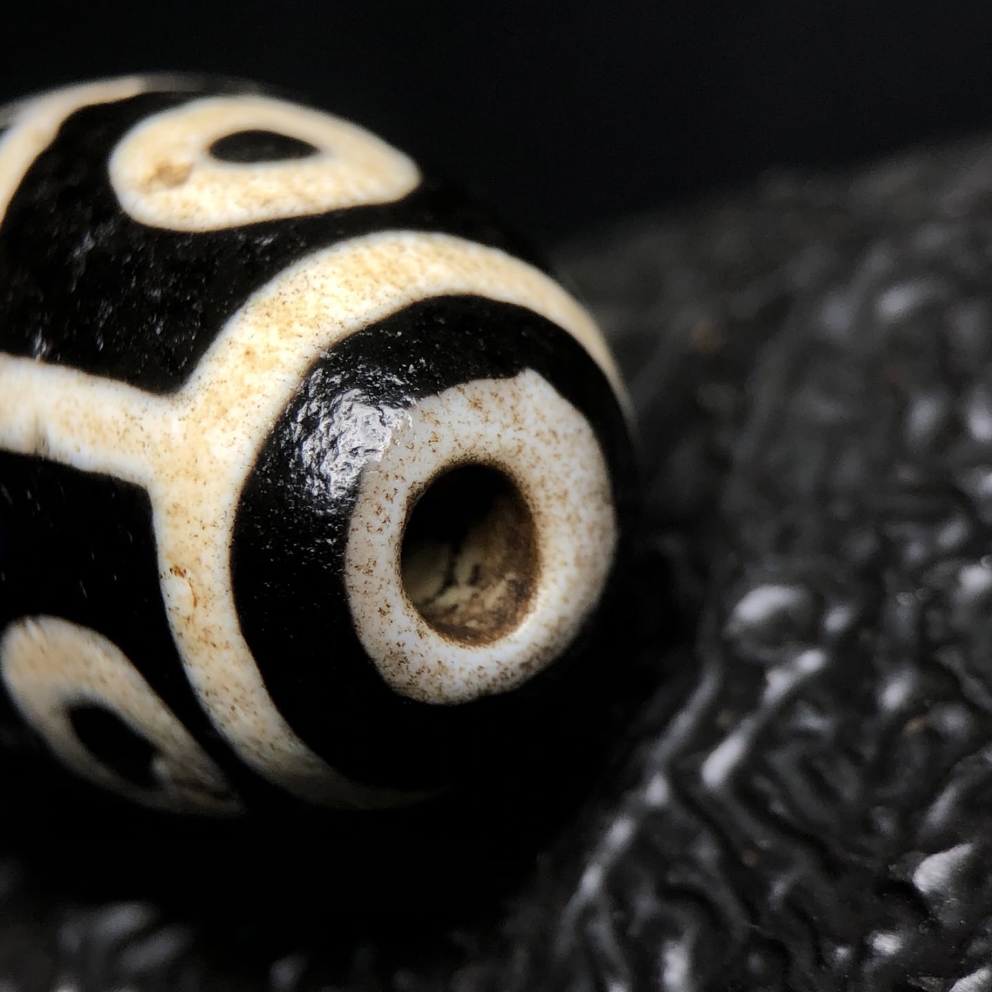 Chinese Natural Agate DZI Beads
