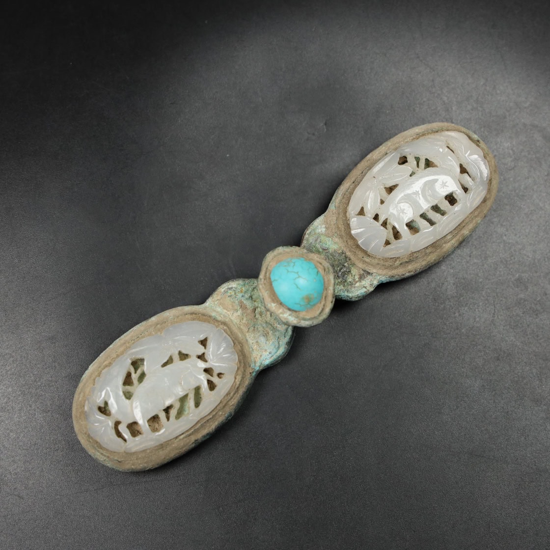 Chinese Natural Jade Carved belt buckle