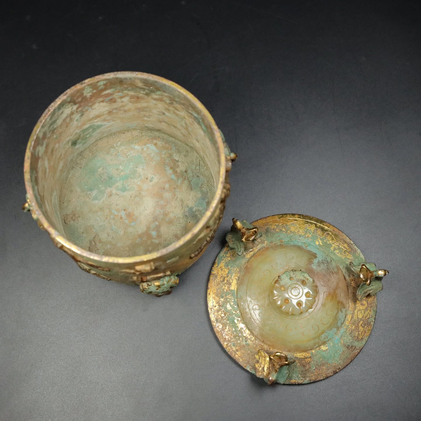 Chinese Natural Jade Carved Three-legged wine vase