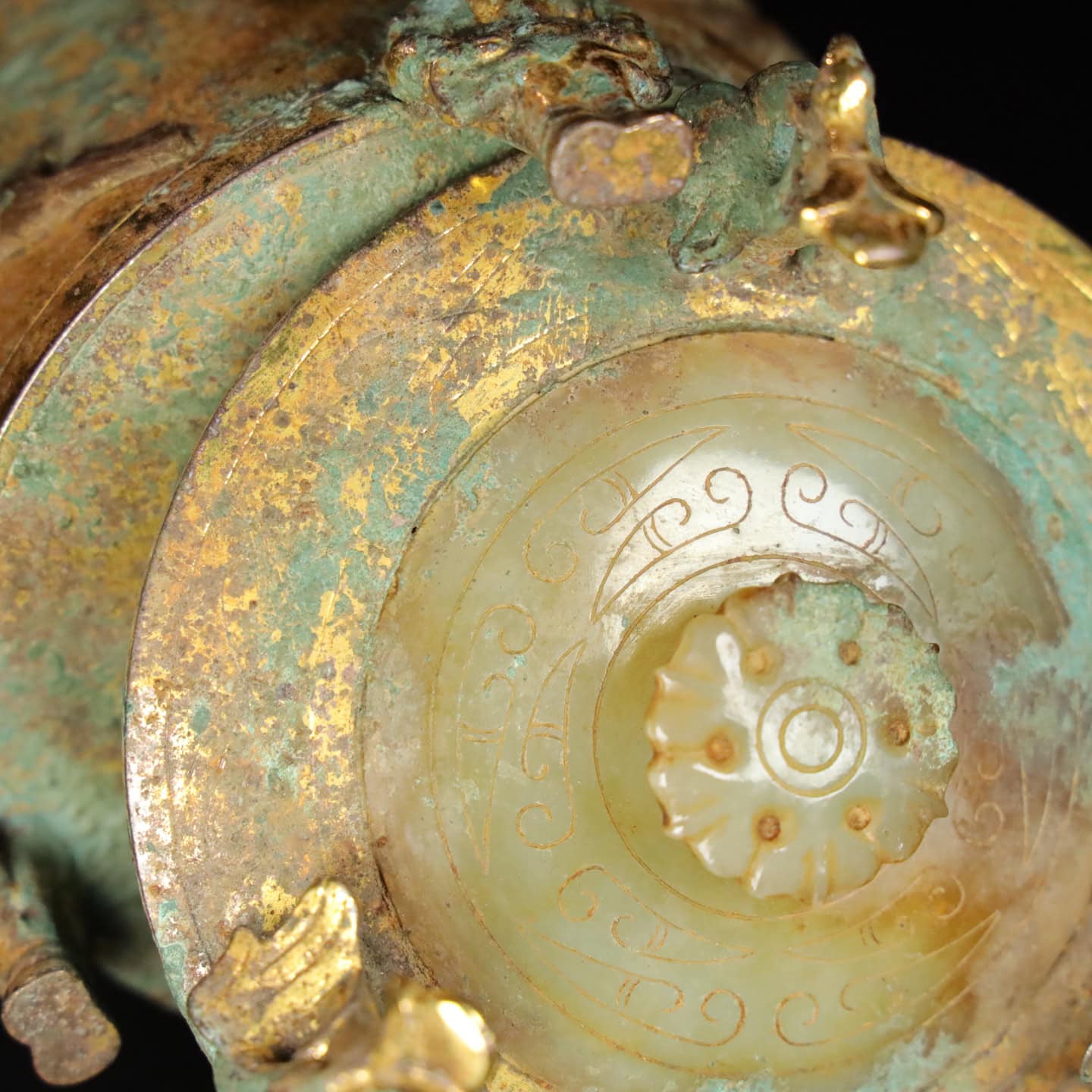Chinese Natural Jade Carved Three-legged wine vase