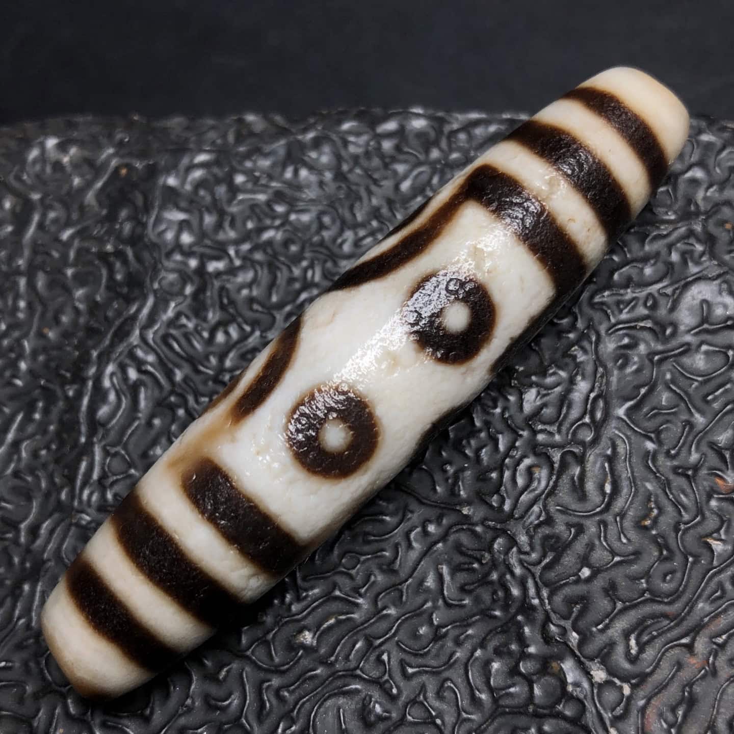Chinese Natural Agate DZI Beads
