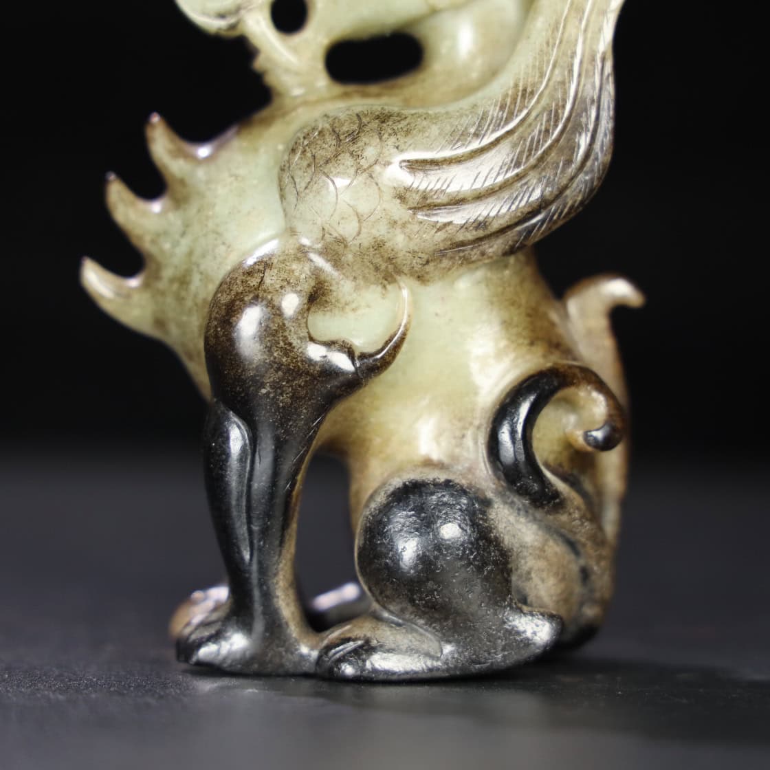 Chinese Natural Jade Carved Dragon Ornaments