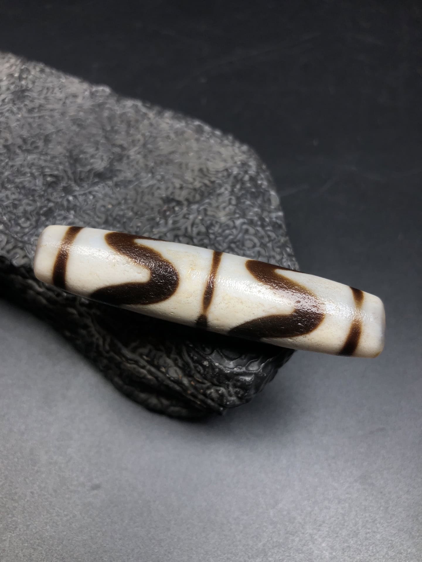 Chinese Natural Agate DZI Beads