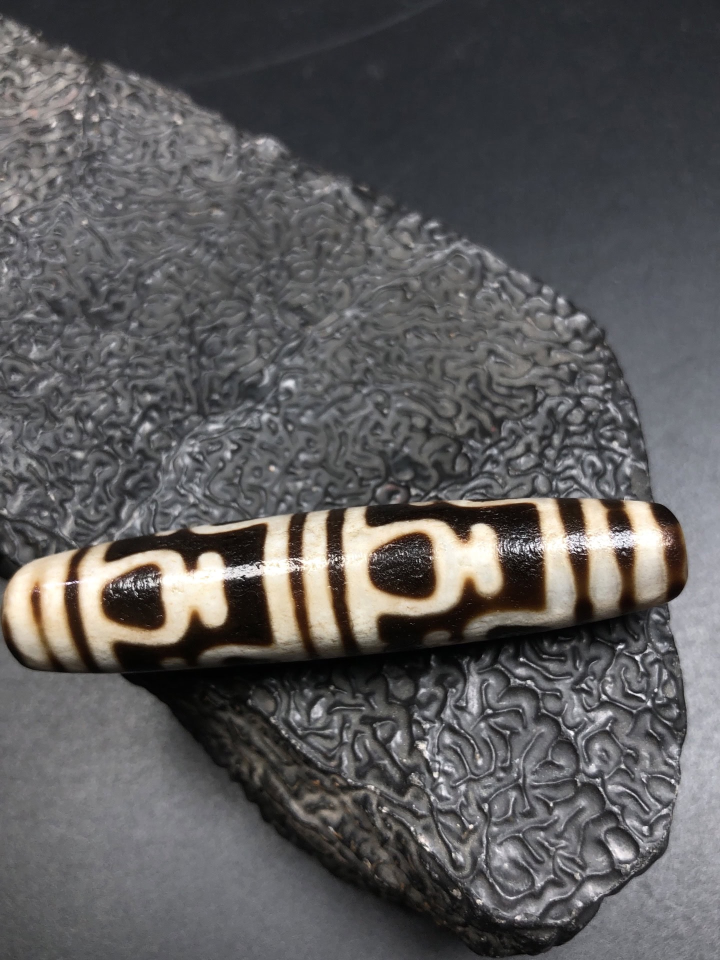 Chinese Natural Agate DZI Beads