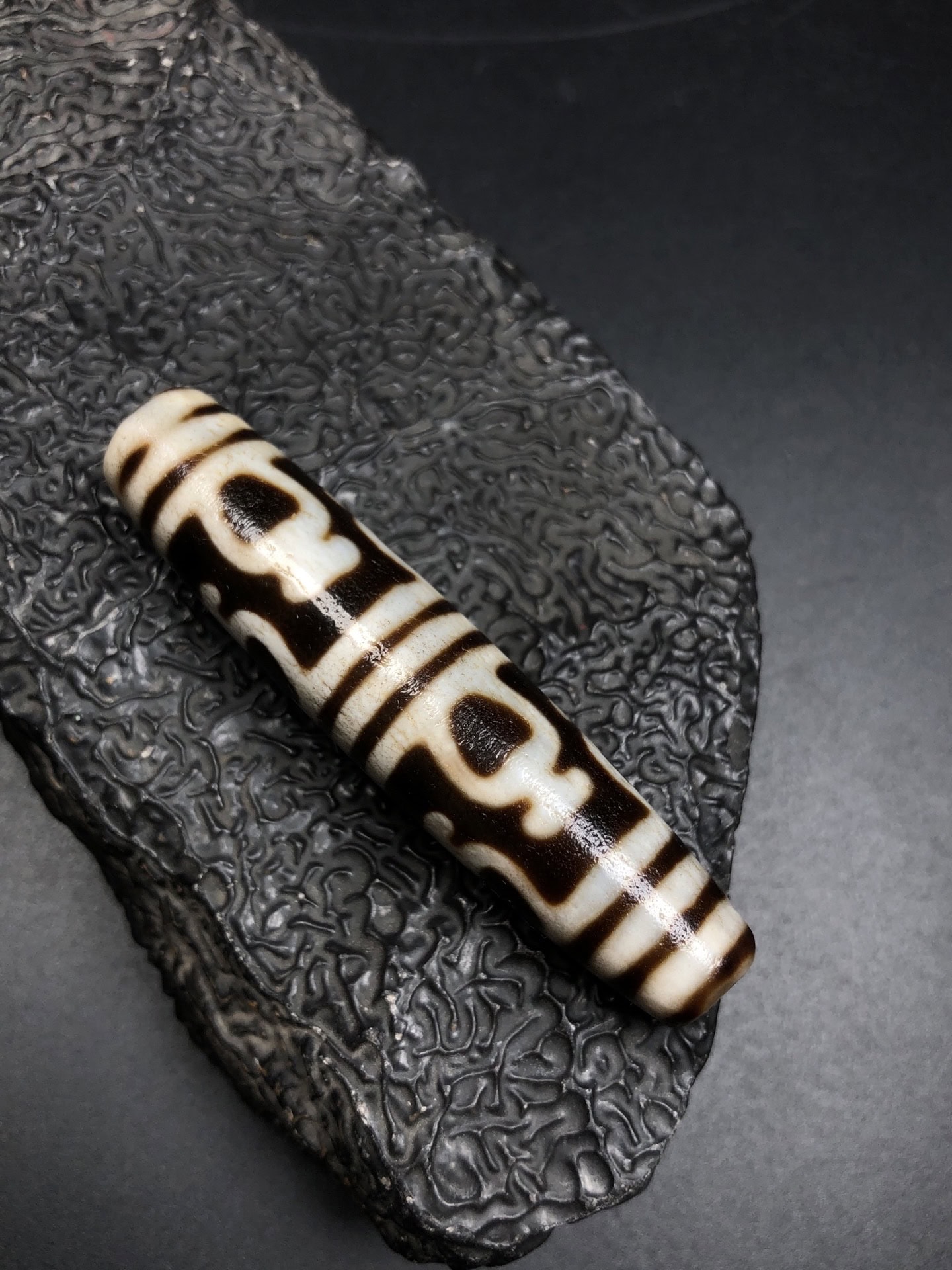 Chinese Natural Agate DZI Beads