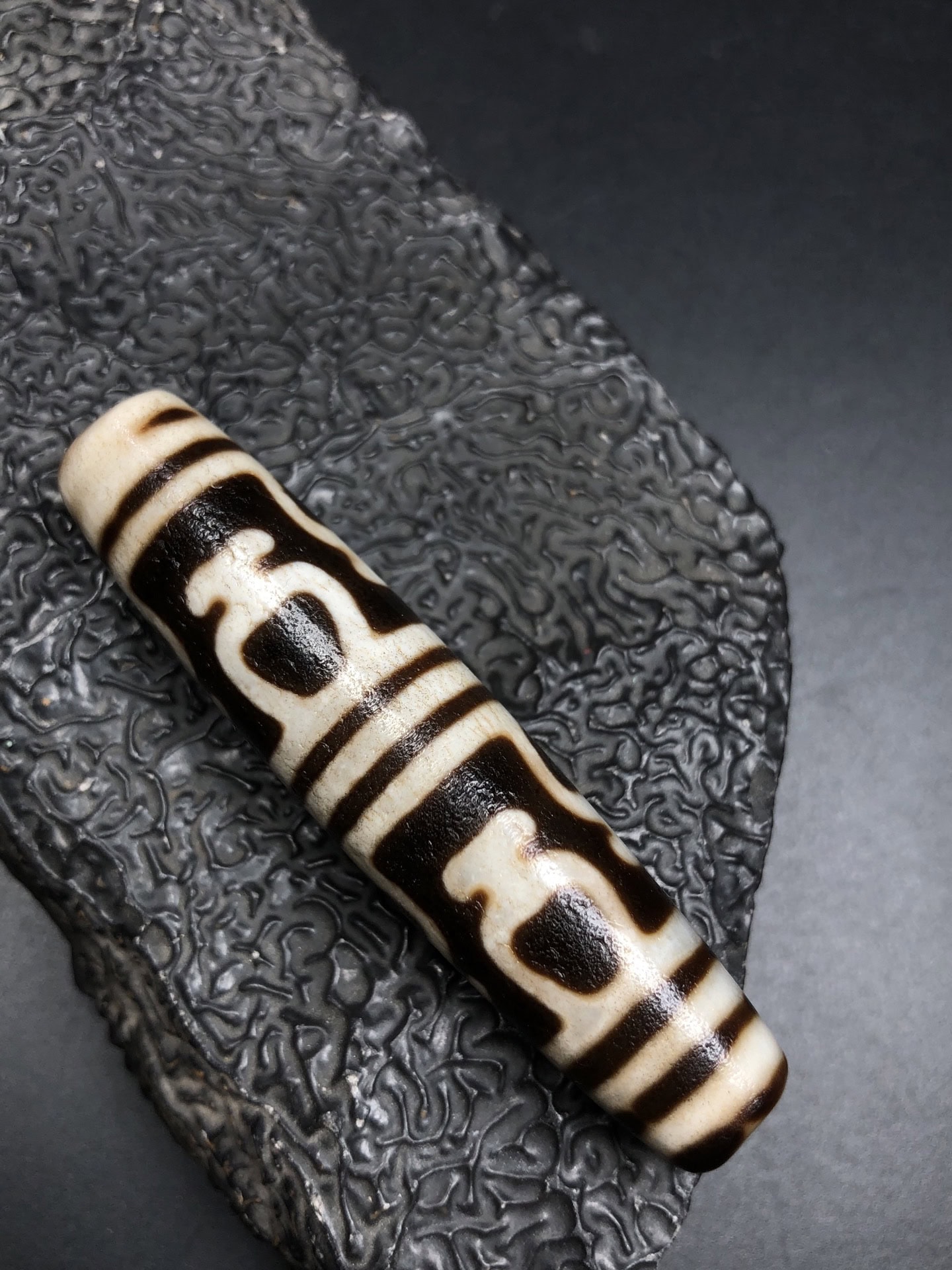 Chinese Natural Agate DZI Beads