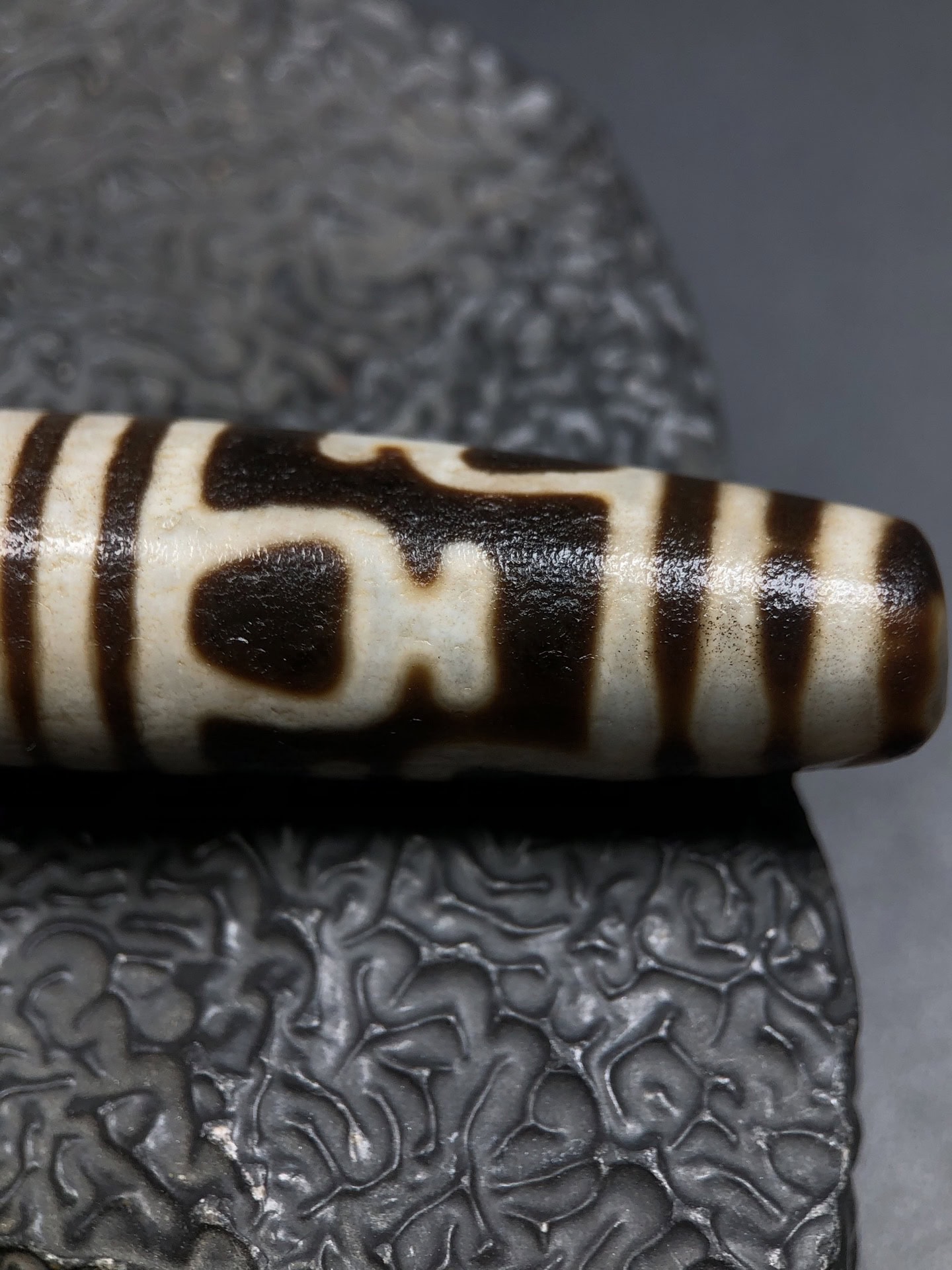 Chinese Natural Agate DZI Beads