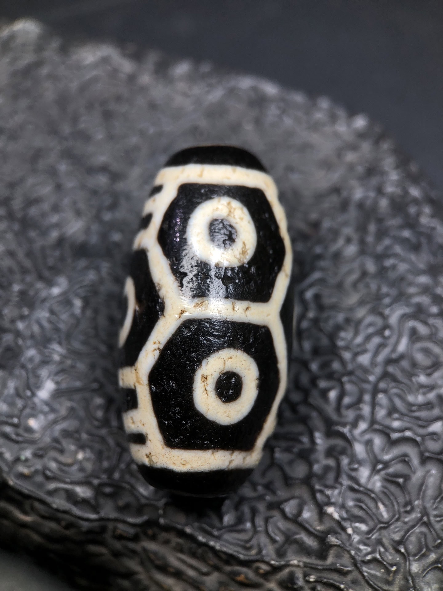 Chinese Natural Agate DZI Beads