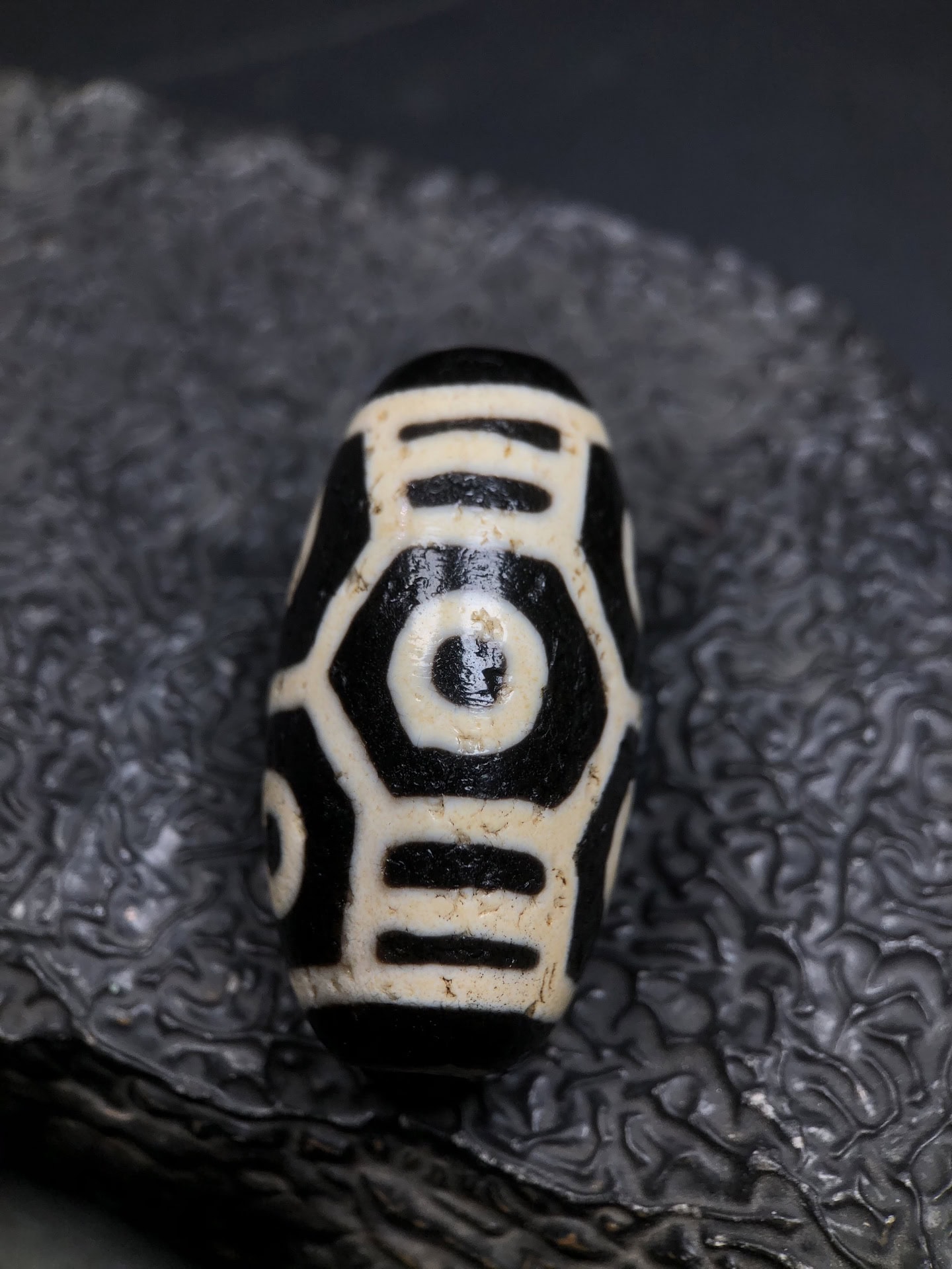 Chinese Natural Agate DZI Beads