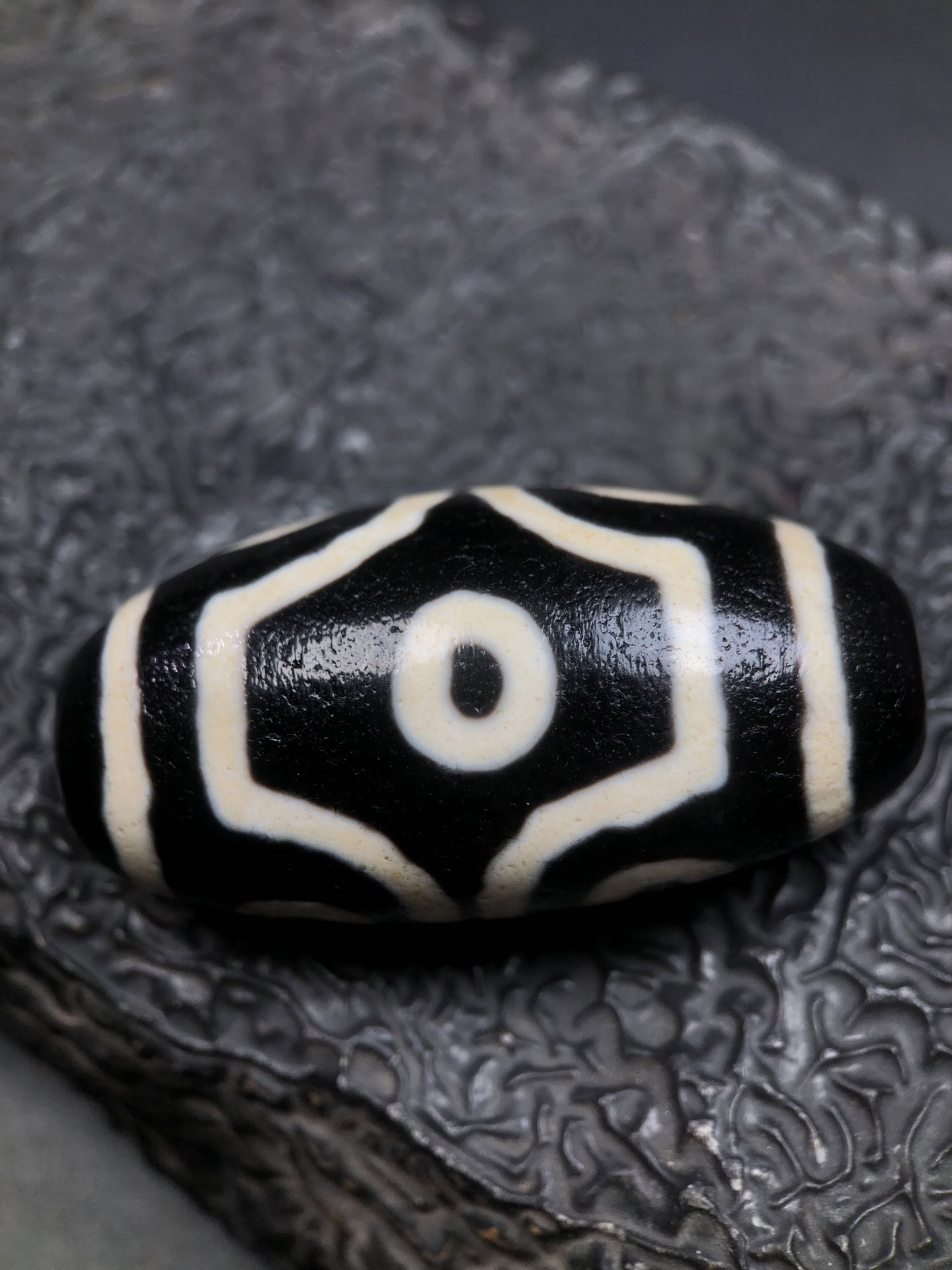 Chinese Natural Agate DZI Beads