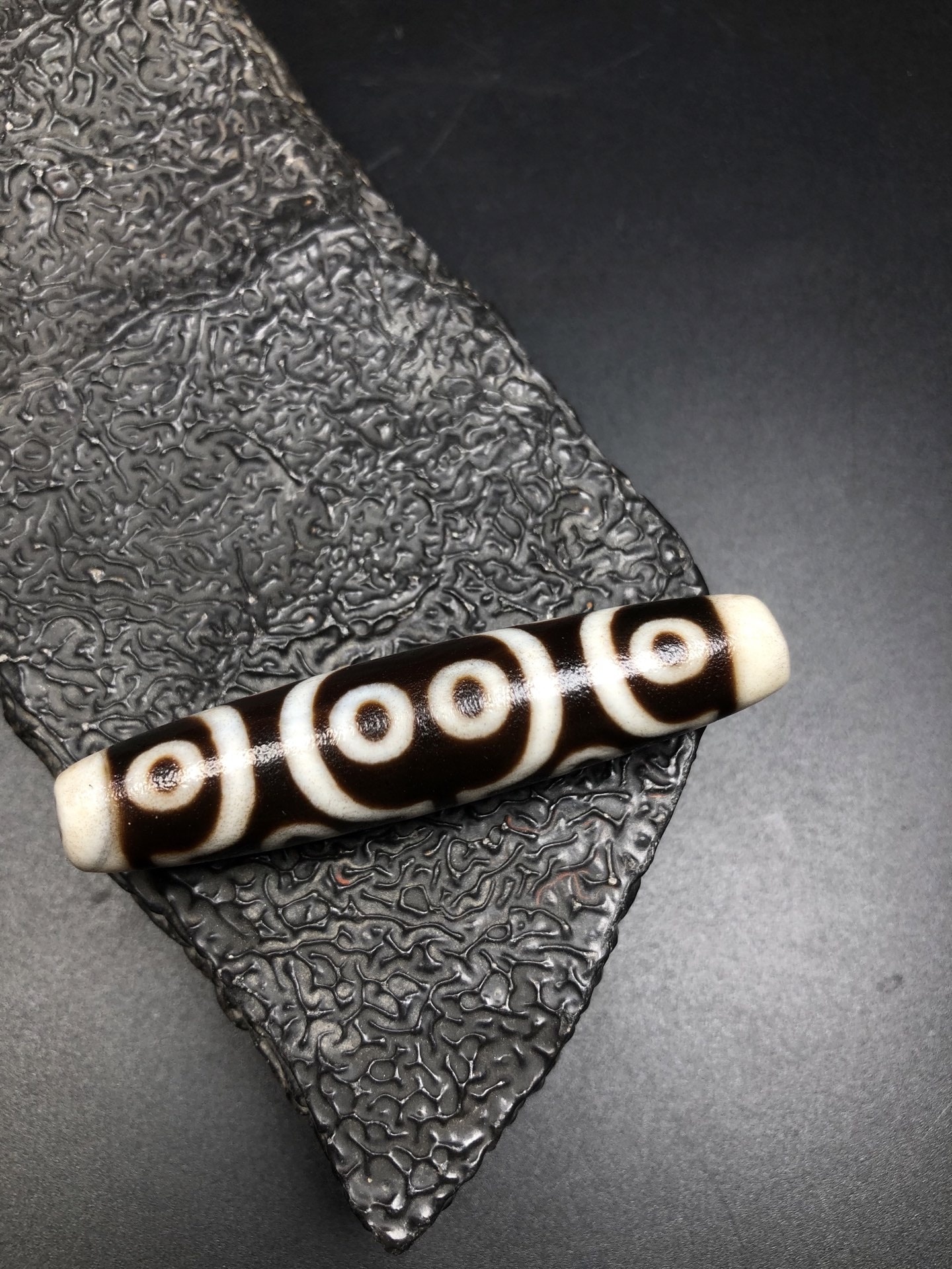 Chinese Natural Agate DZI Beads