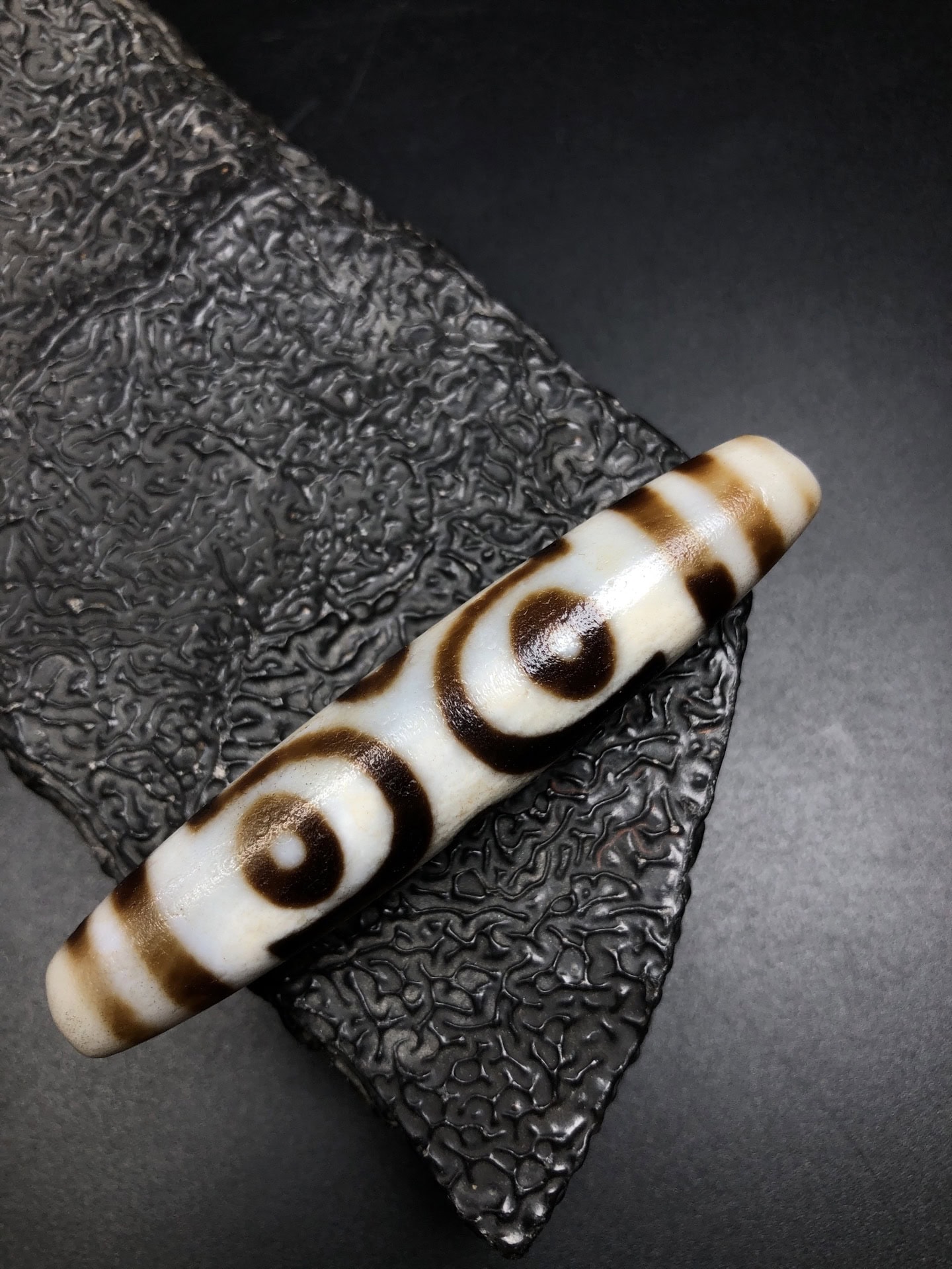 Chinese Natural Agate DZI Beads