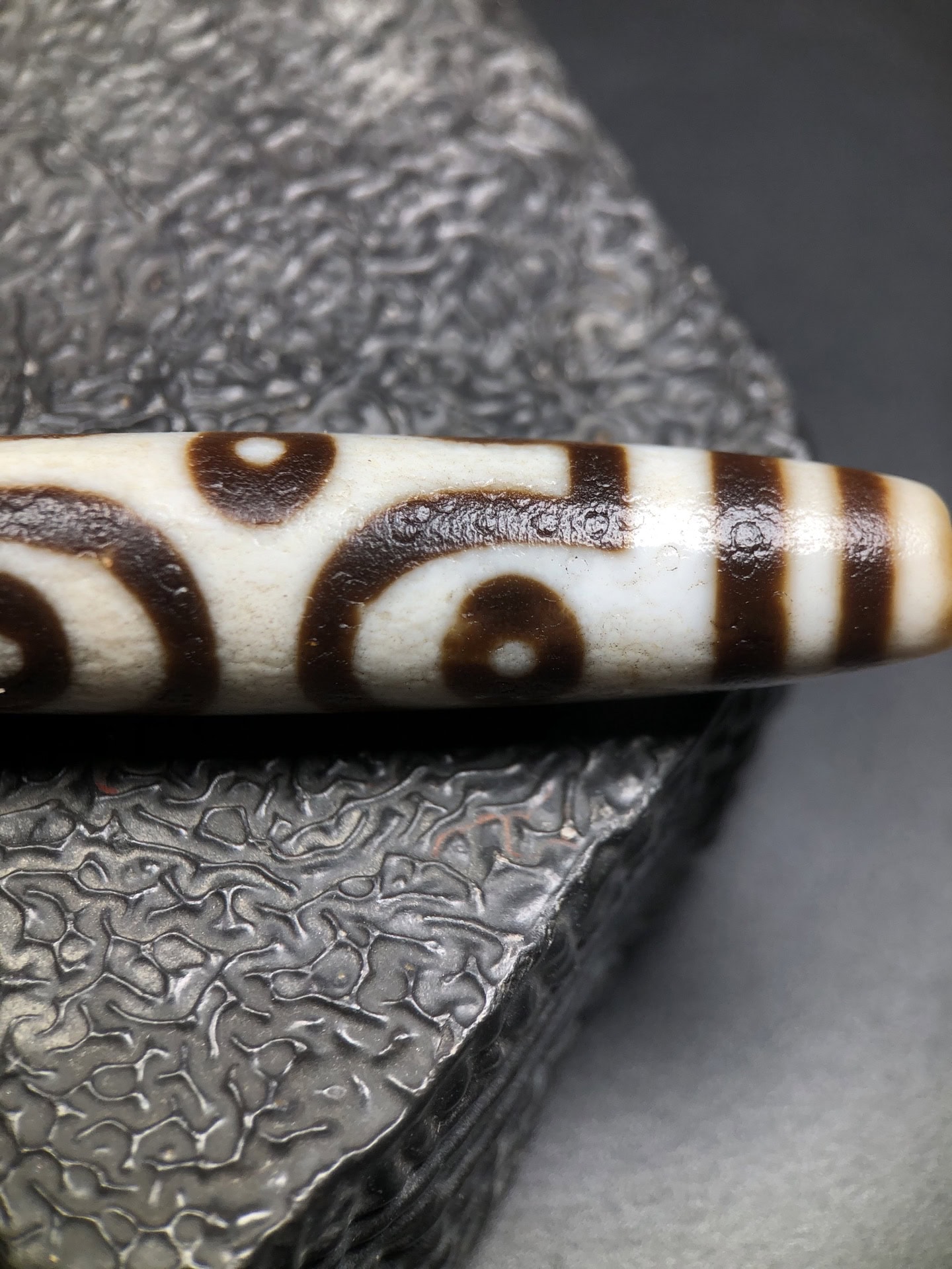 Chinese Natural Agate DZI Beads