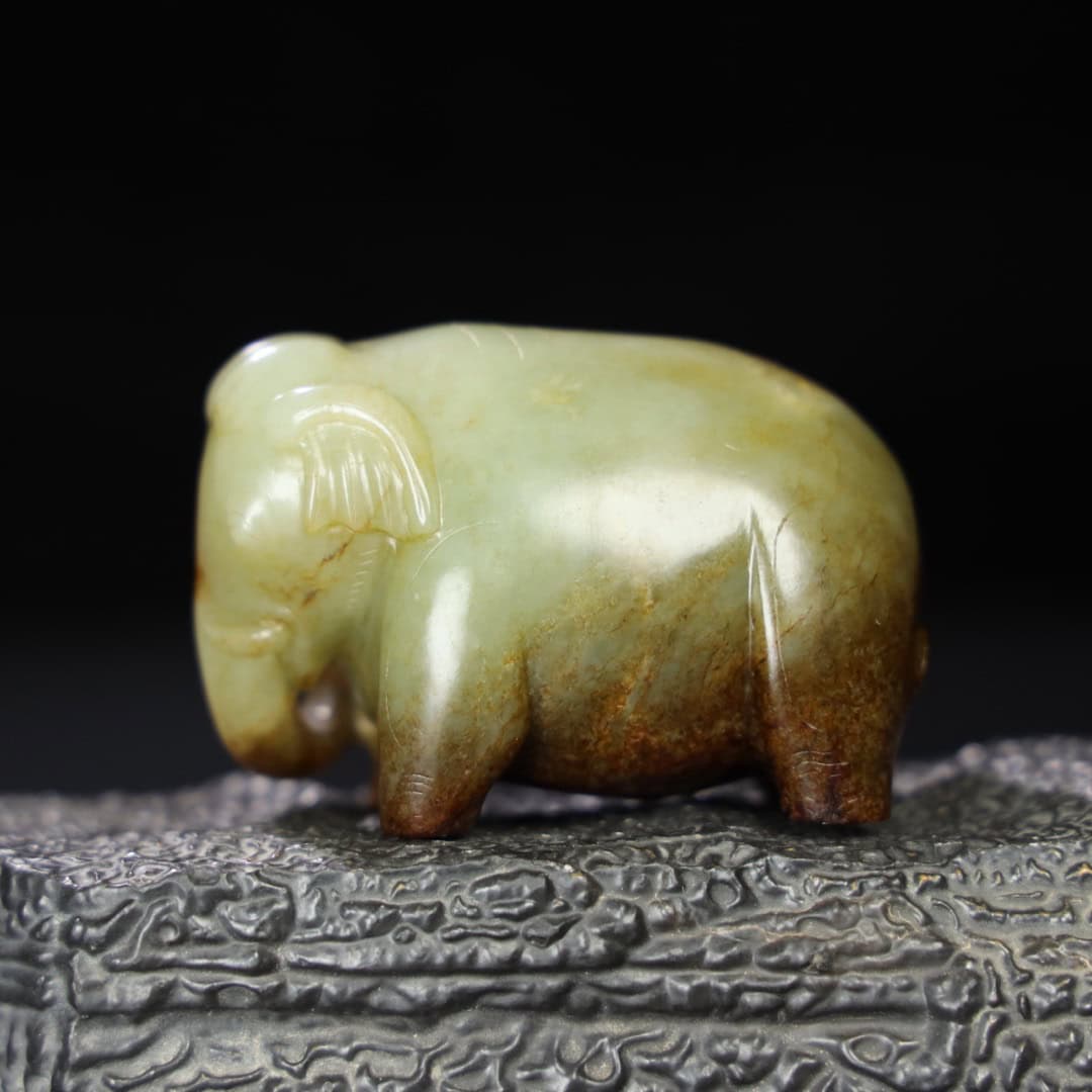 Chinese Natural Jade Carved Elephants