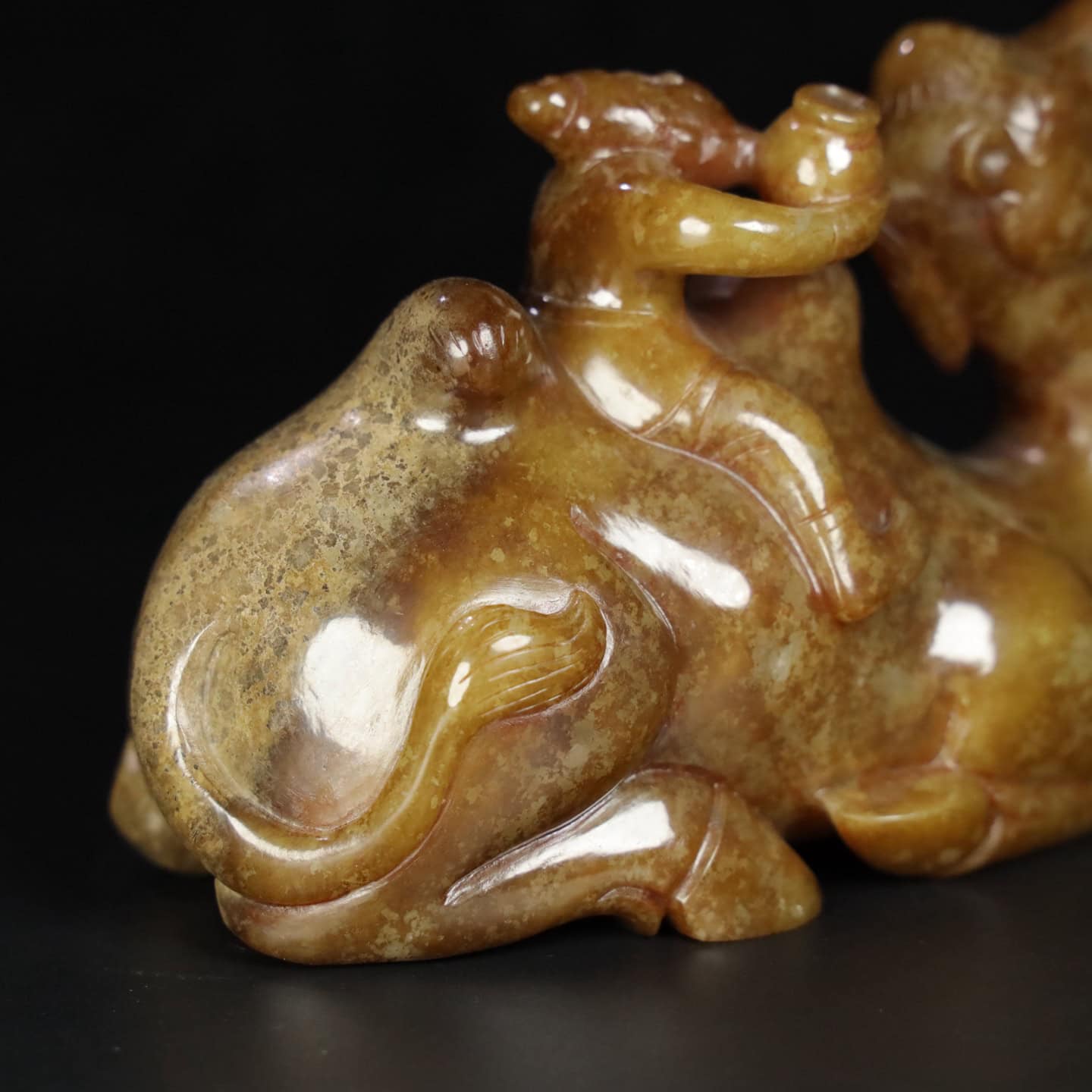 Chinese Natural Jade Carved camel ornaments