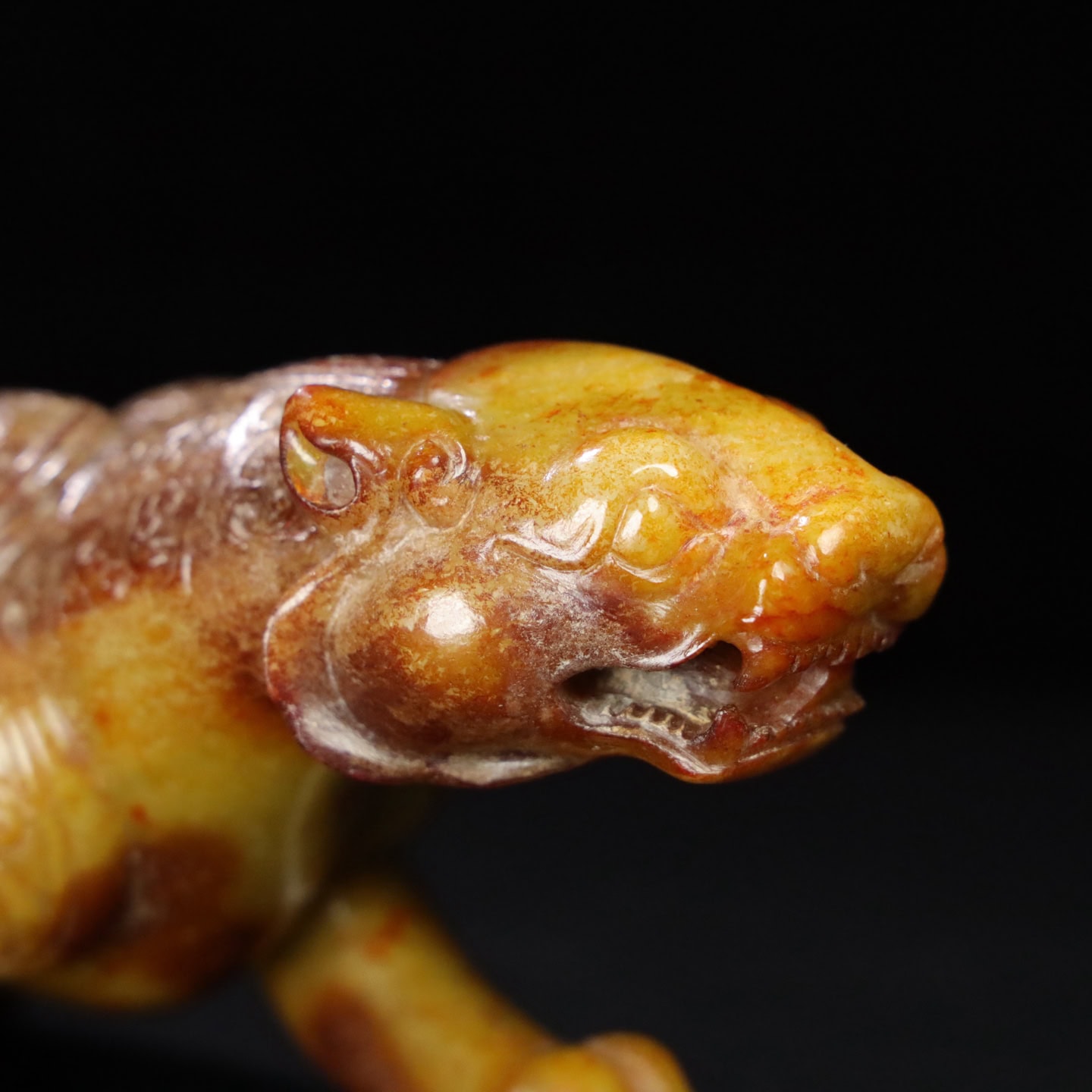 Chinese Natural Jade Carved Animal ornaments