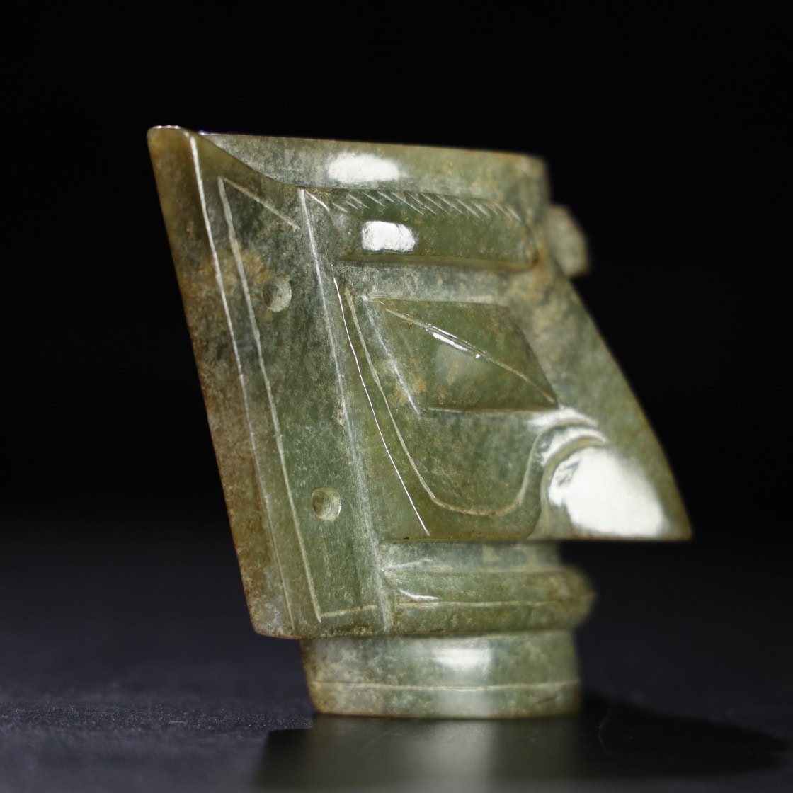 Chinese Natural Jade Carved Sanxingdui head