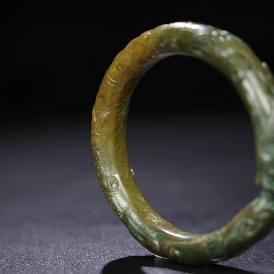 Chinese Natural Jade Carved Dragon Bracelet