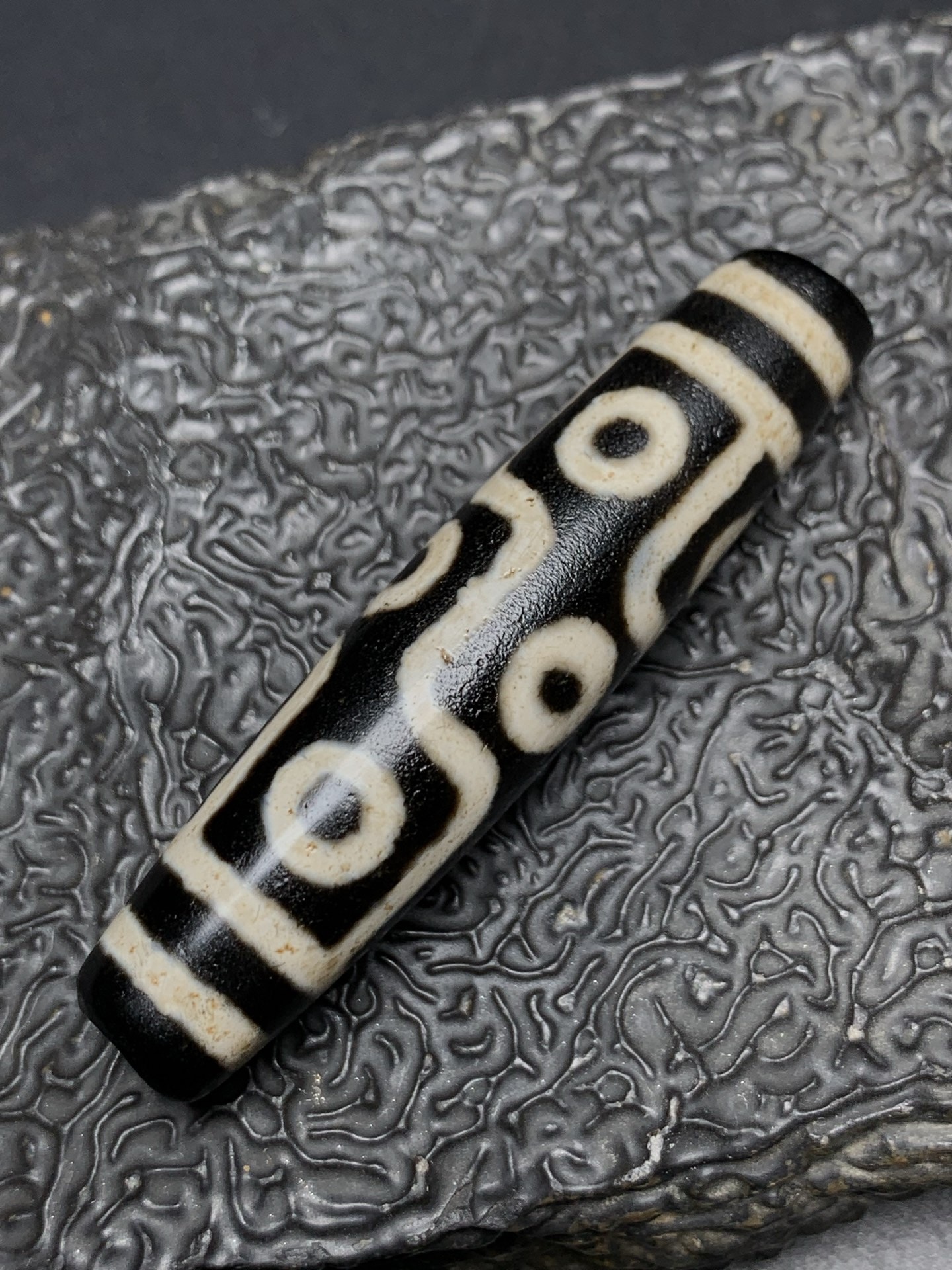 Chinese Natural Agate DZI Beads