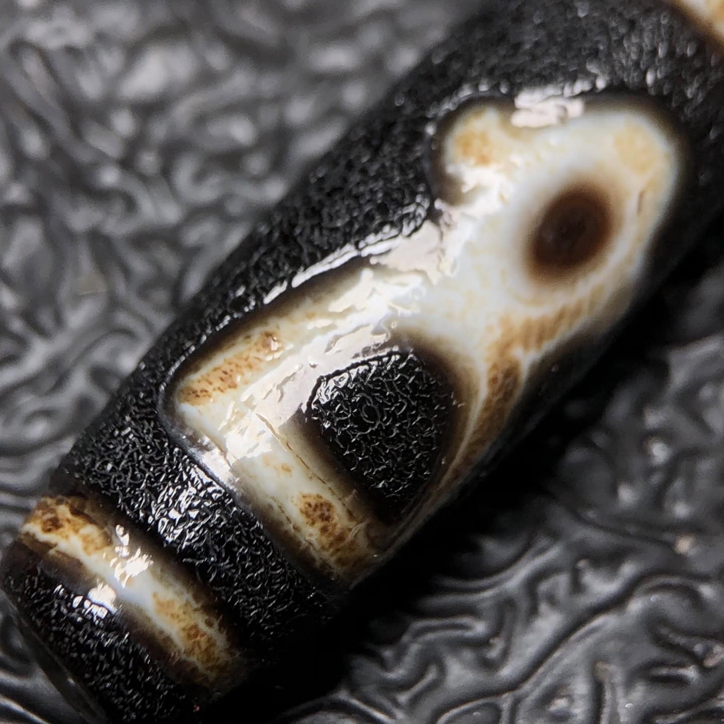Chinese Natural Agate DZI Beads