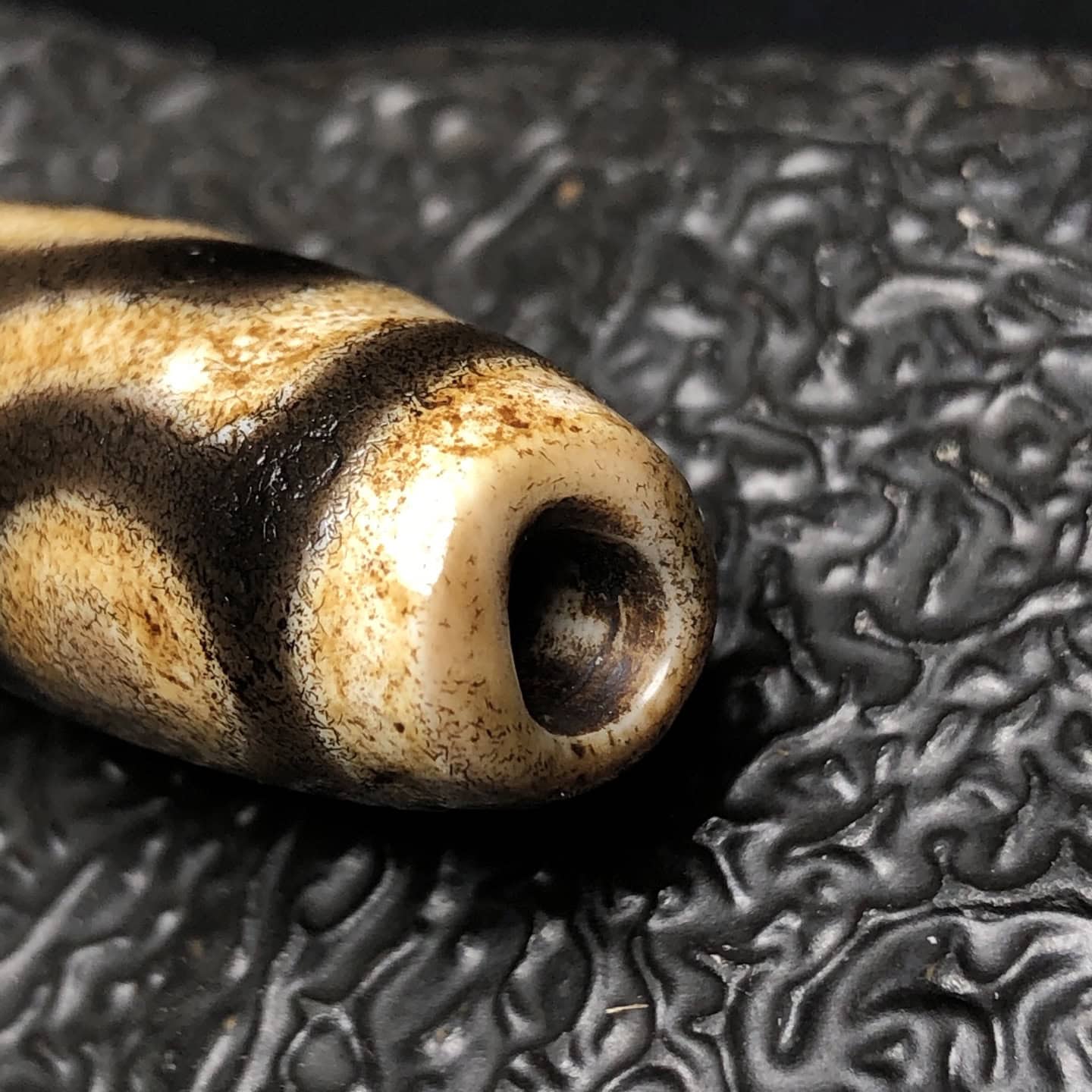 Chinese Natural Agate DZI Beads
