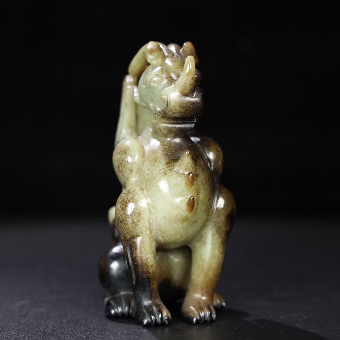 Chinese Natural Jade Carved Dragon Ornaments