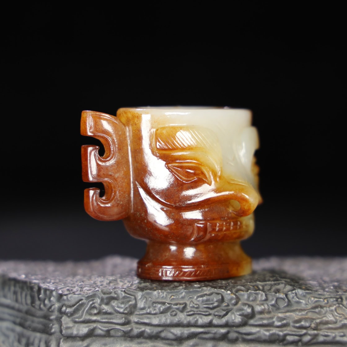 Chinese Natural Jade Carved Sanxingdui Ornament