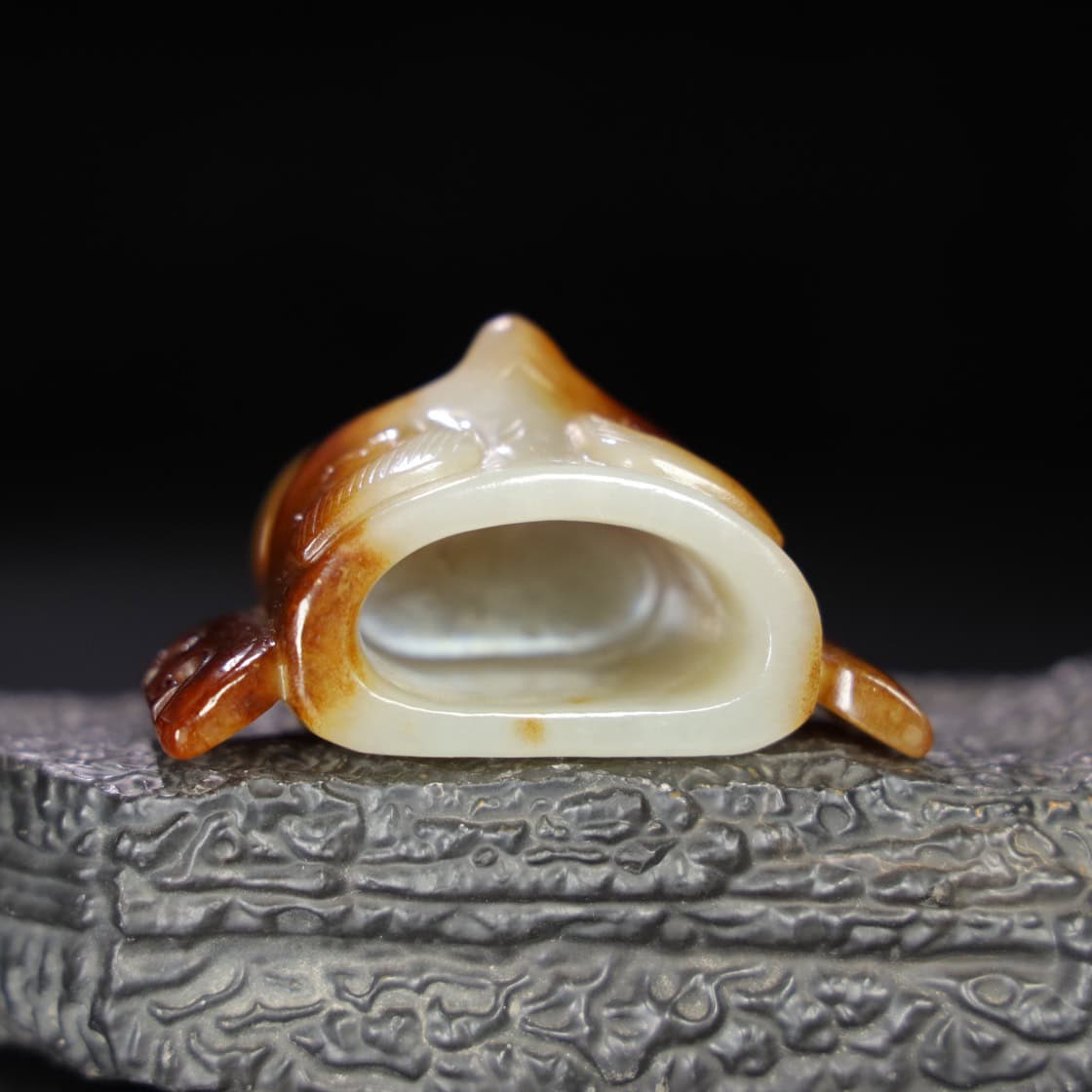 Chinese Natural Jade Carved Sanxingdui Ornament