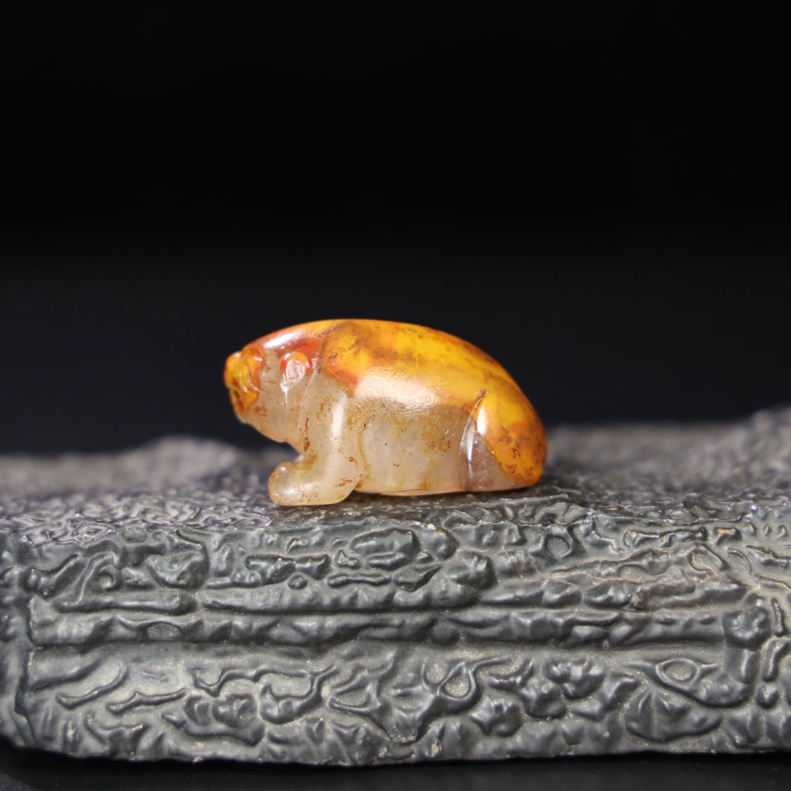 Chinese Natural Jade Carved Red Bear Handle