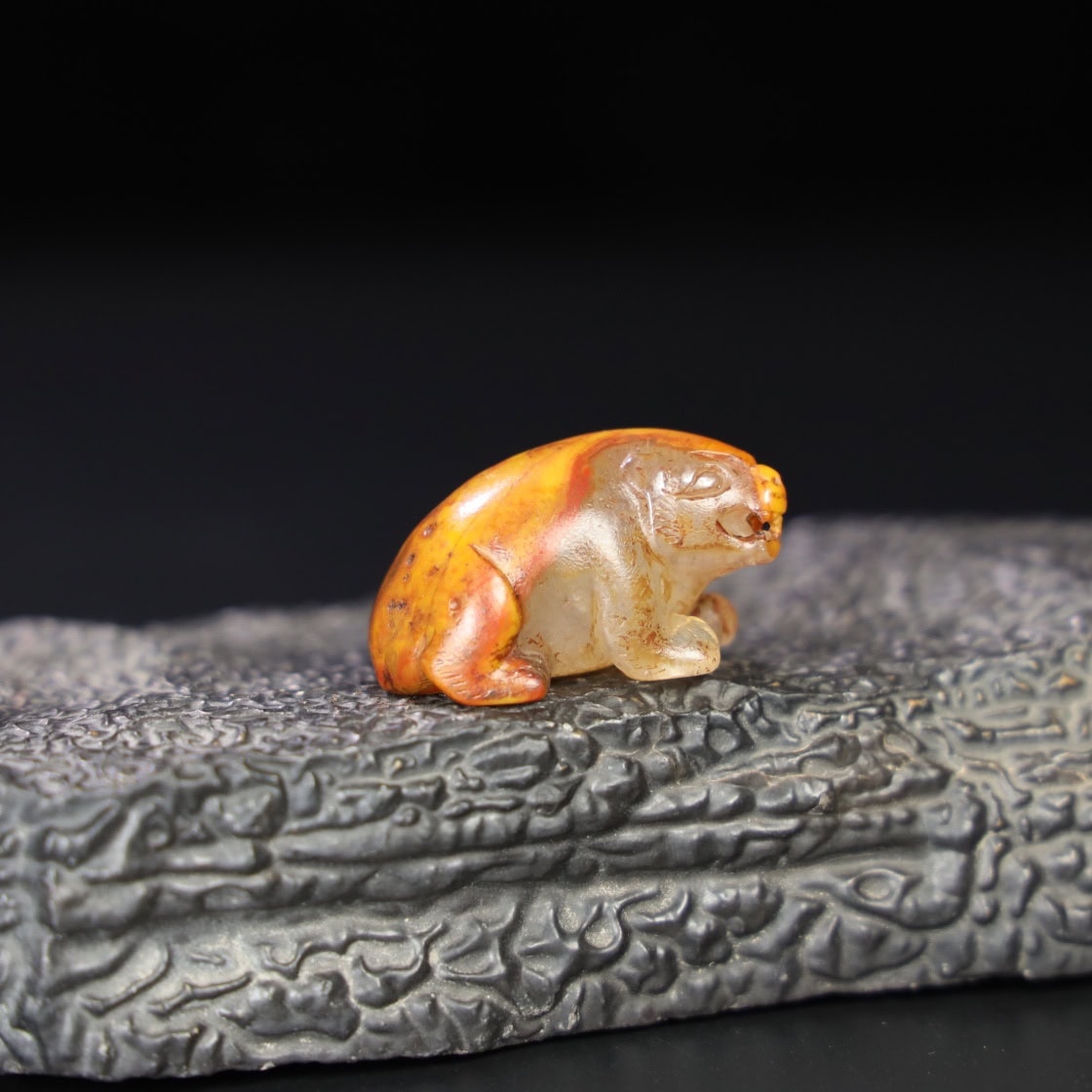 Chinese Natural Jade Carved Red Bear Handle