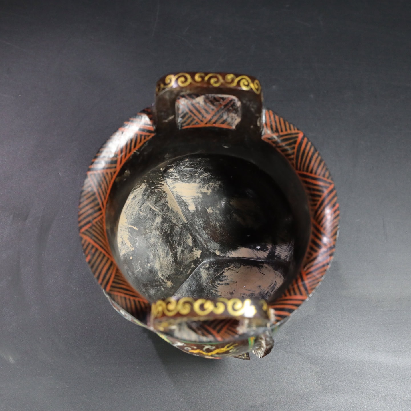 Chinese Natural Jade Carved gold-painted tripod