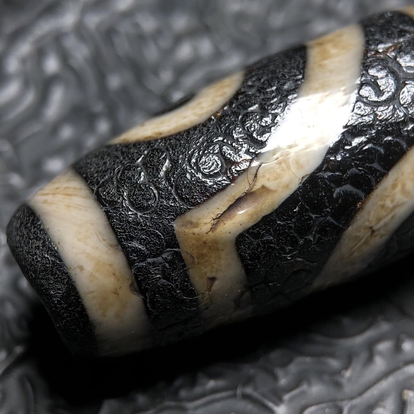 Chinese Natural Agate DZI Beads