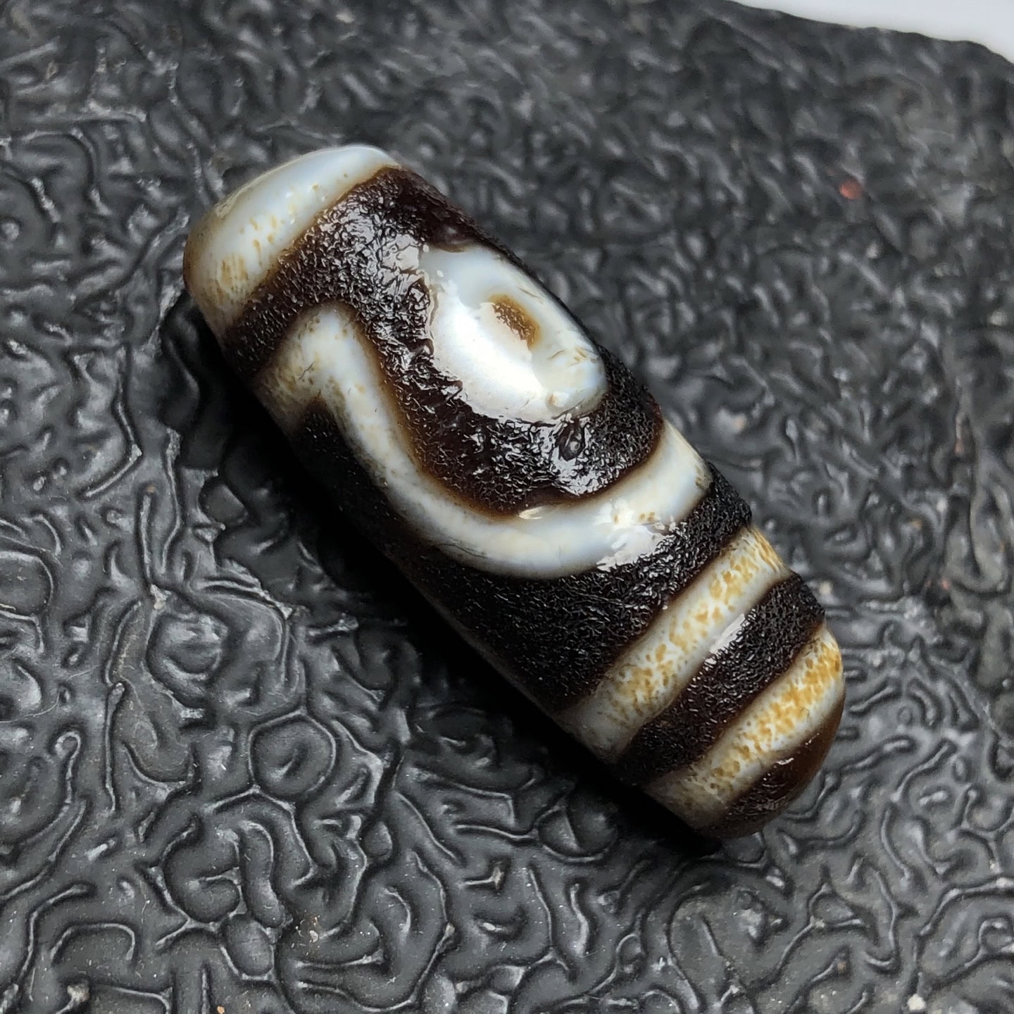 Chinese Natural Agate DZI Beads