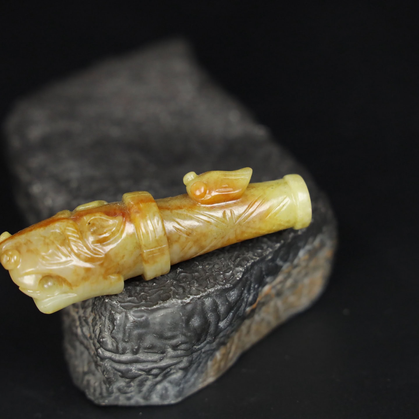 Chinese Natural Jade Carved cigarette holder