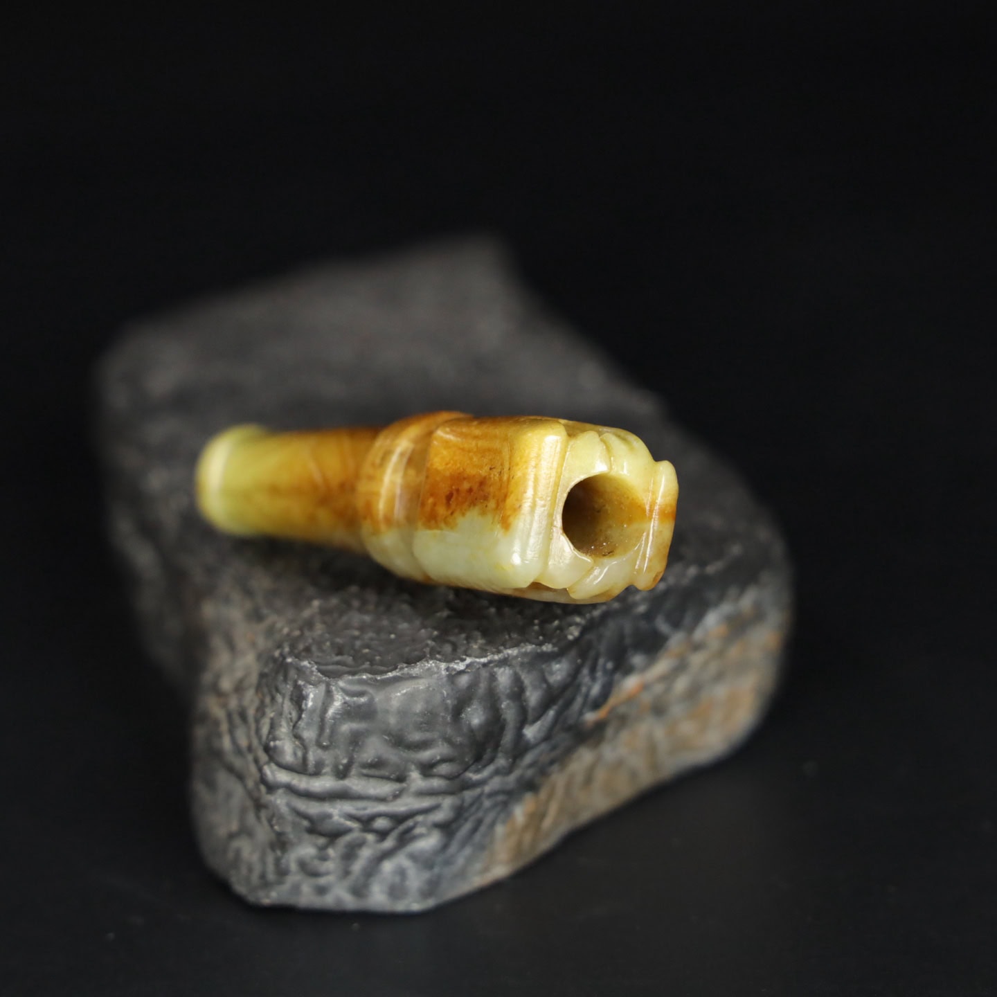 Chinese Natural Jade Carved cigarette holder