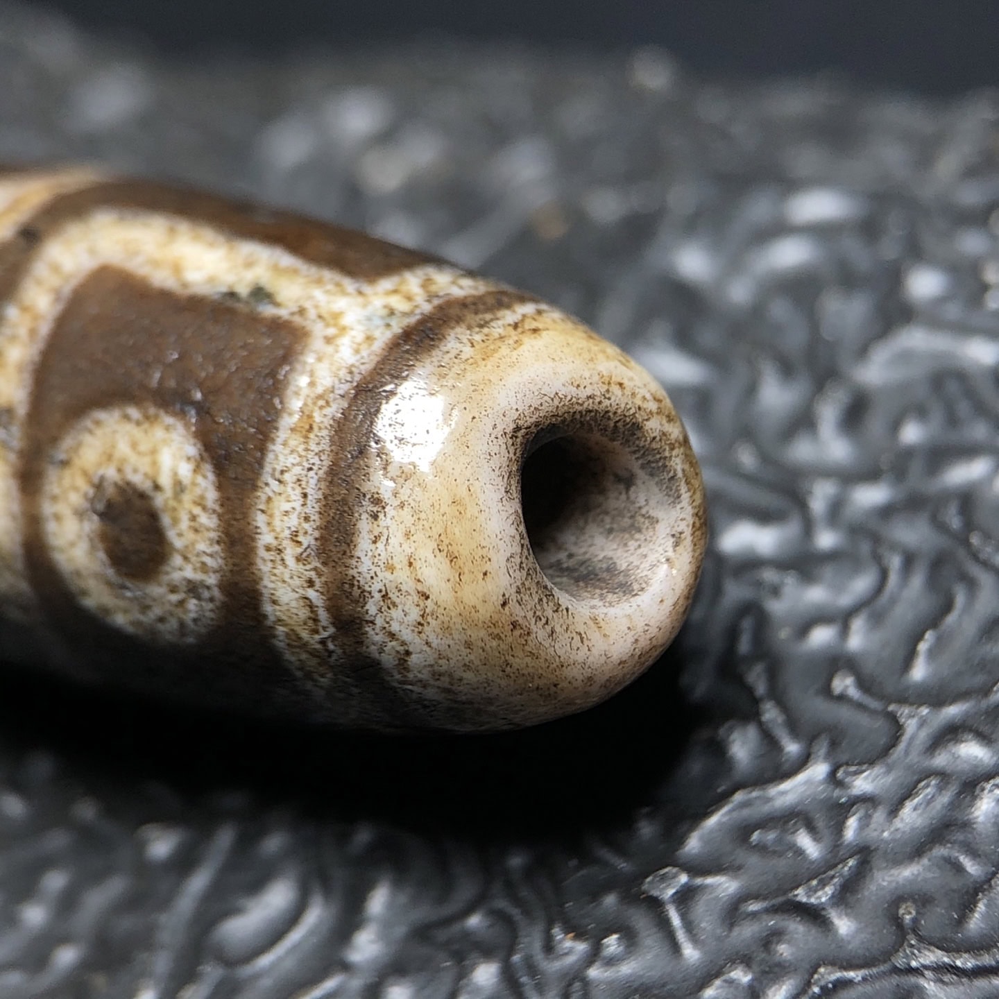 Chinese Natural Agate DZI Beads