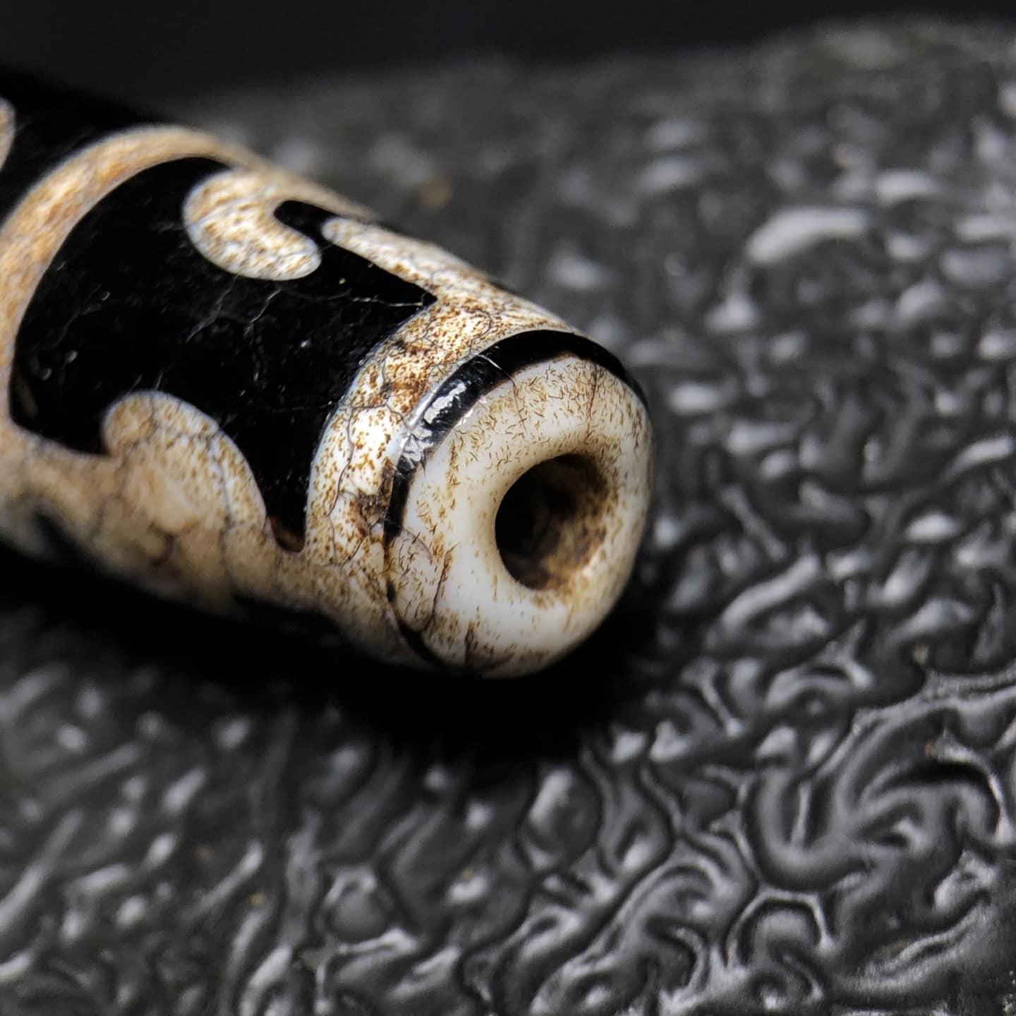 Chinese Natural Agate DZI Beads