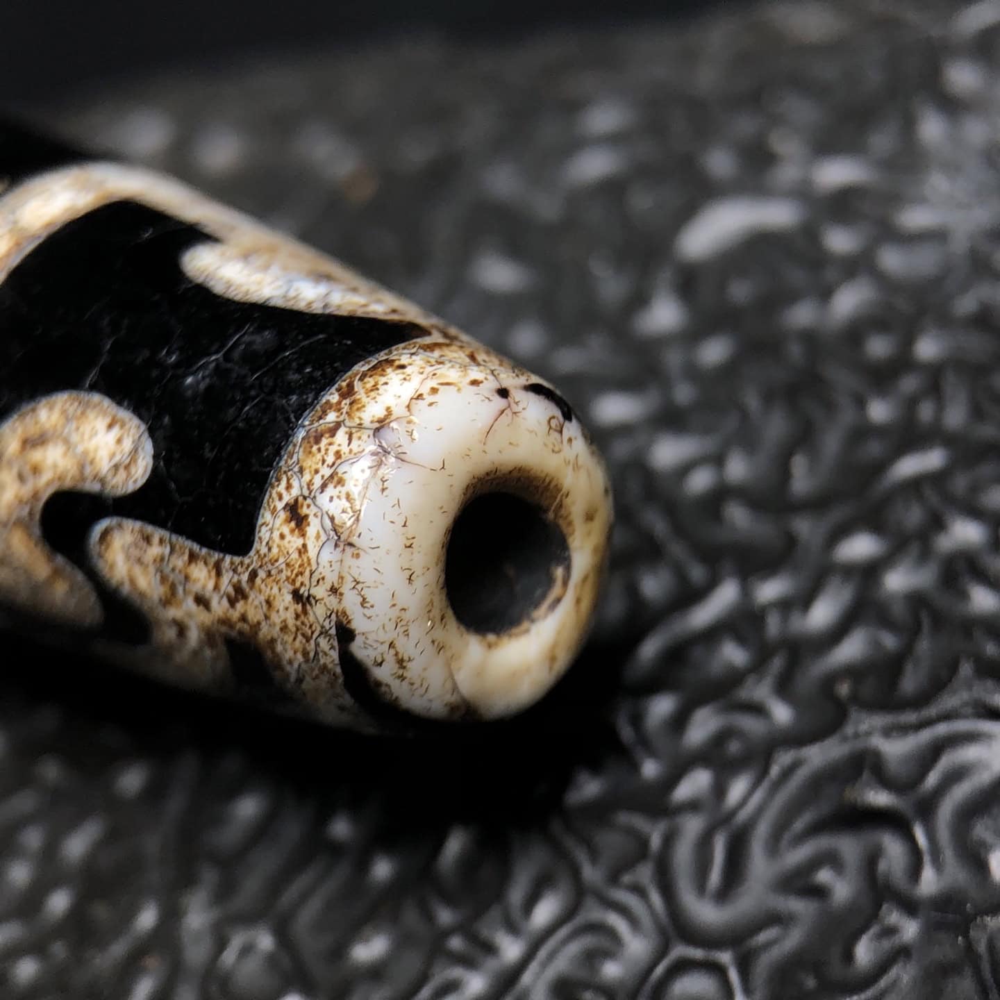 Chinese Natural Agate DZI Beads