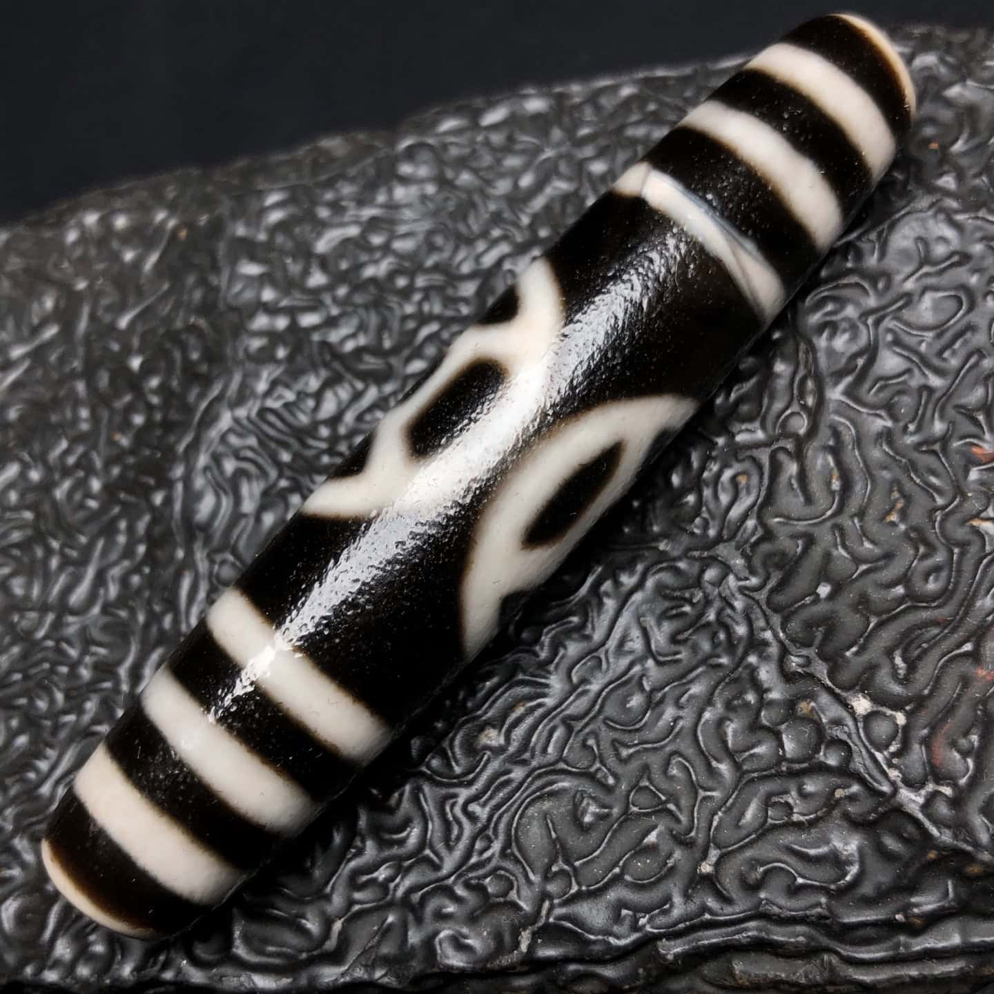 Chinese Natural Agate DZI Beads