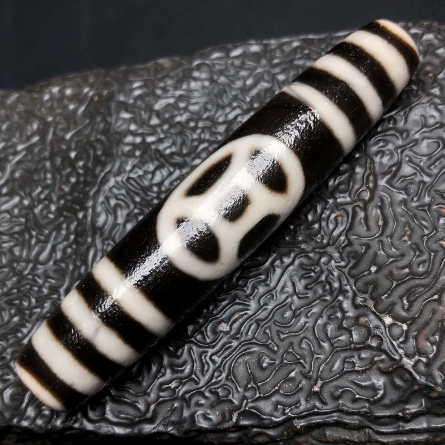 Chinese Natural Agate DZI Beads