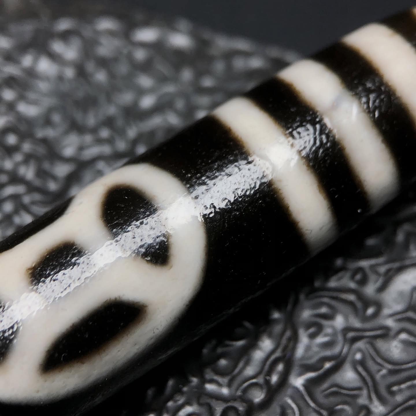Chinese Natural Agate DZI Beads