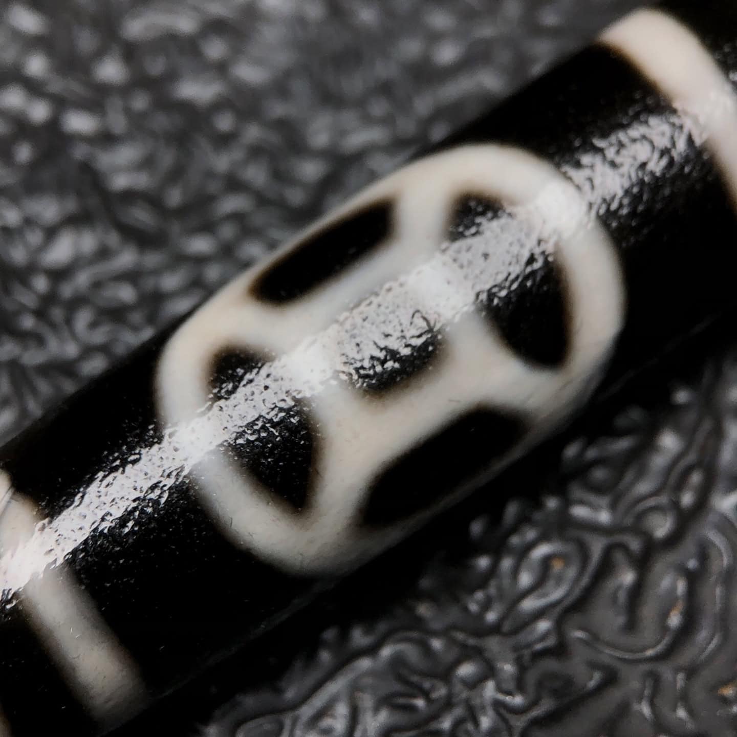 Chinese Natural Agate DZI Beads