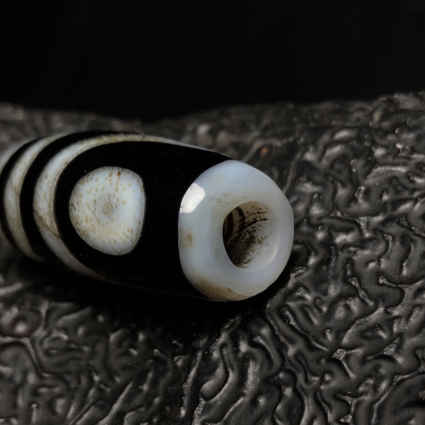 Chinese Natural Agate DZI Beads