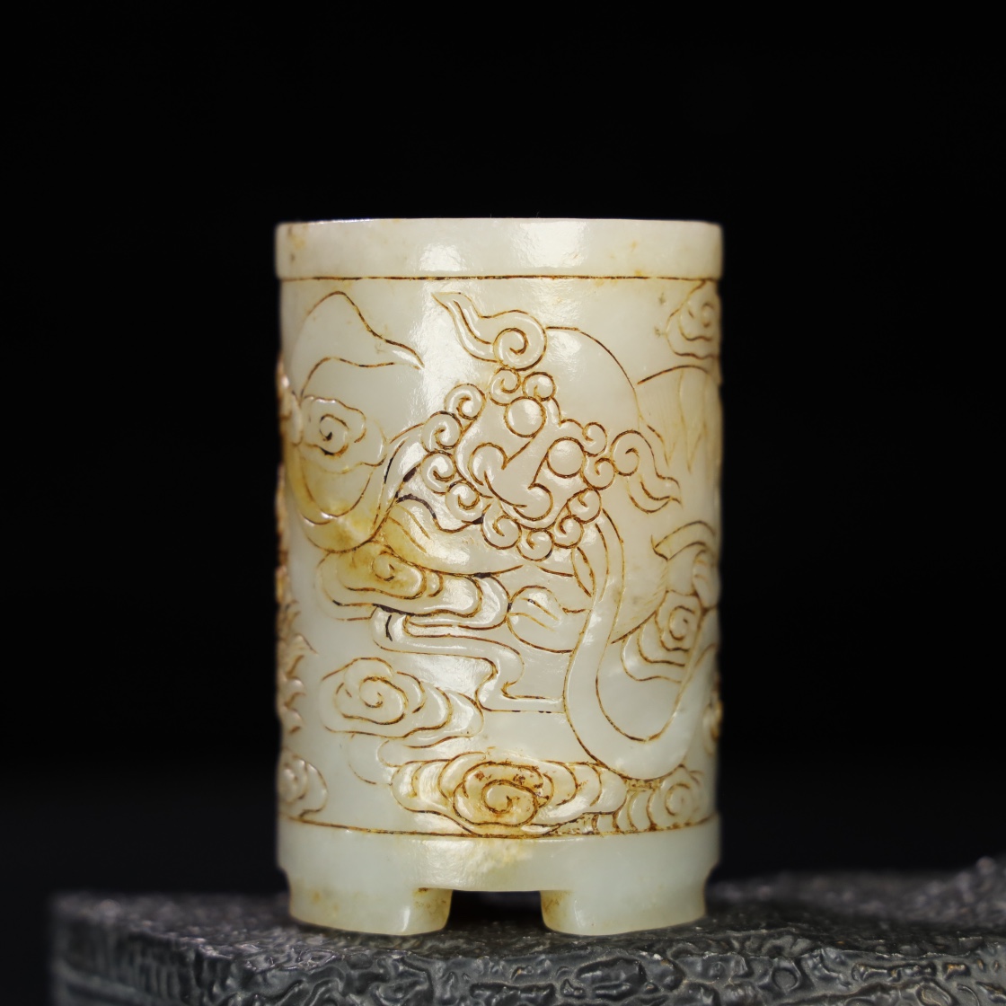 Chinese Natural Jade Carved Pen Holder