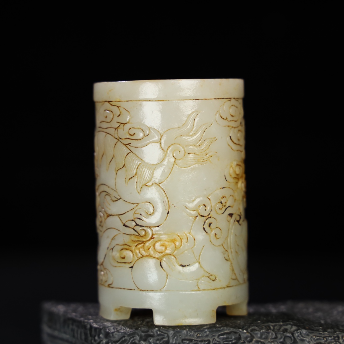 Chinese Natural Jade Carved Pen Holder