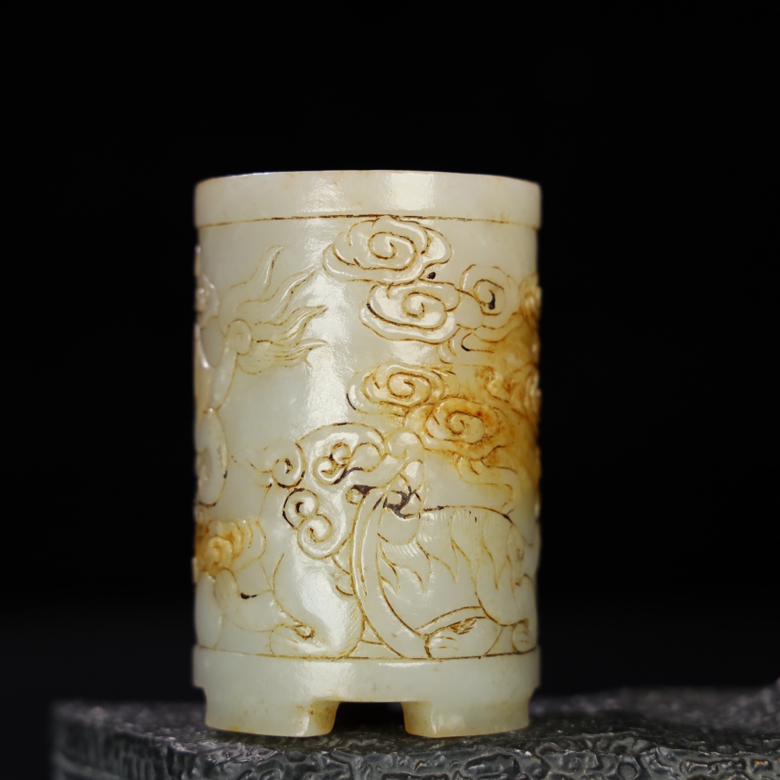 Chinese Natural Jade Carved Pen Holder