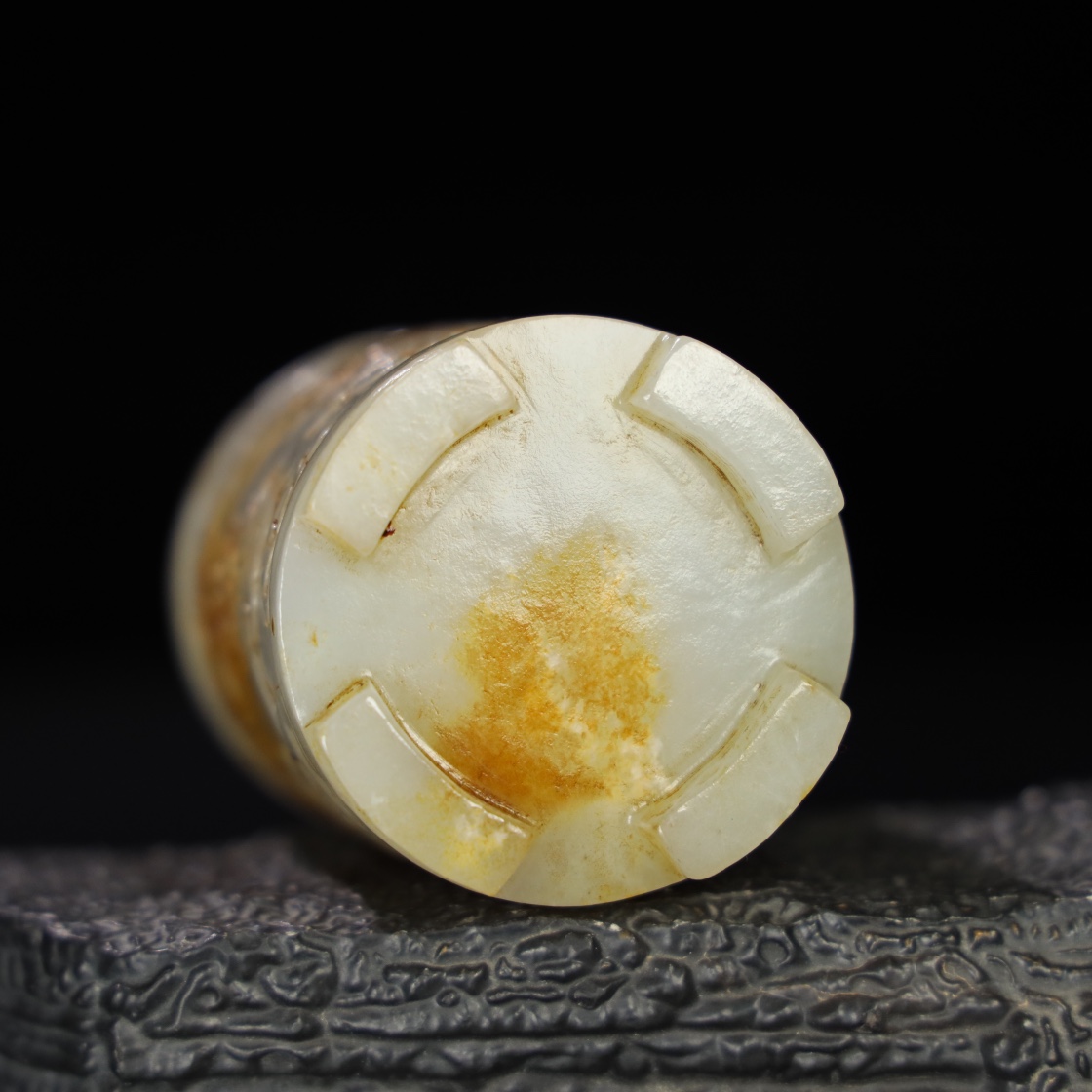 Chinese Natural Jade Carved Pen Holder