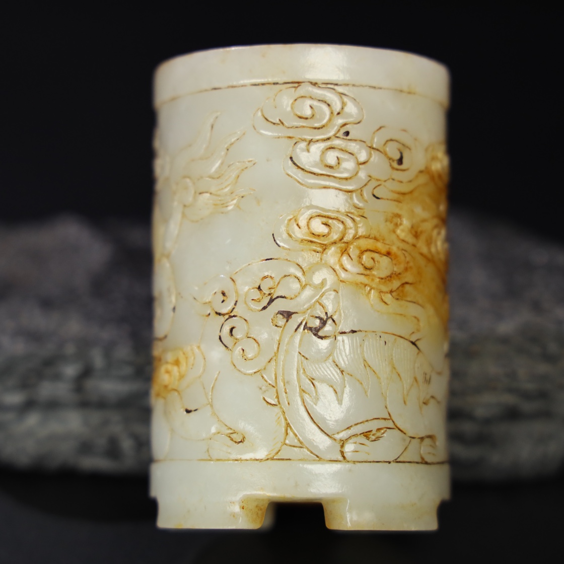 Chinese Natural Jade Carved Pen Holder