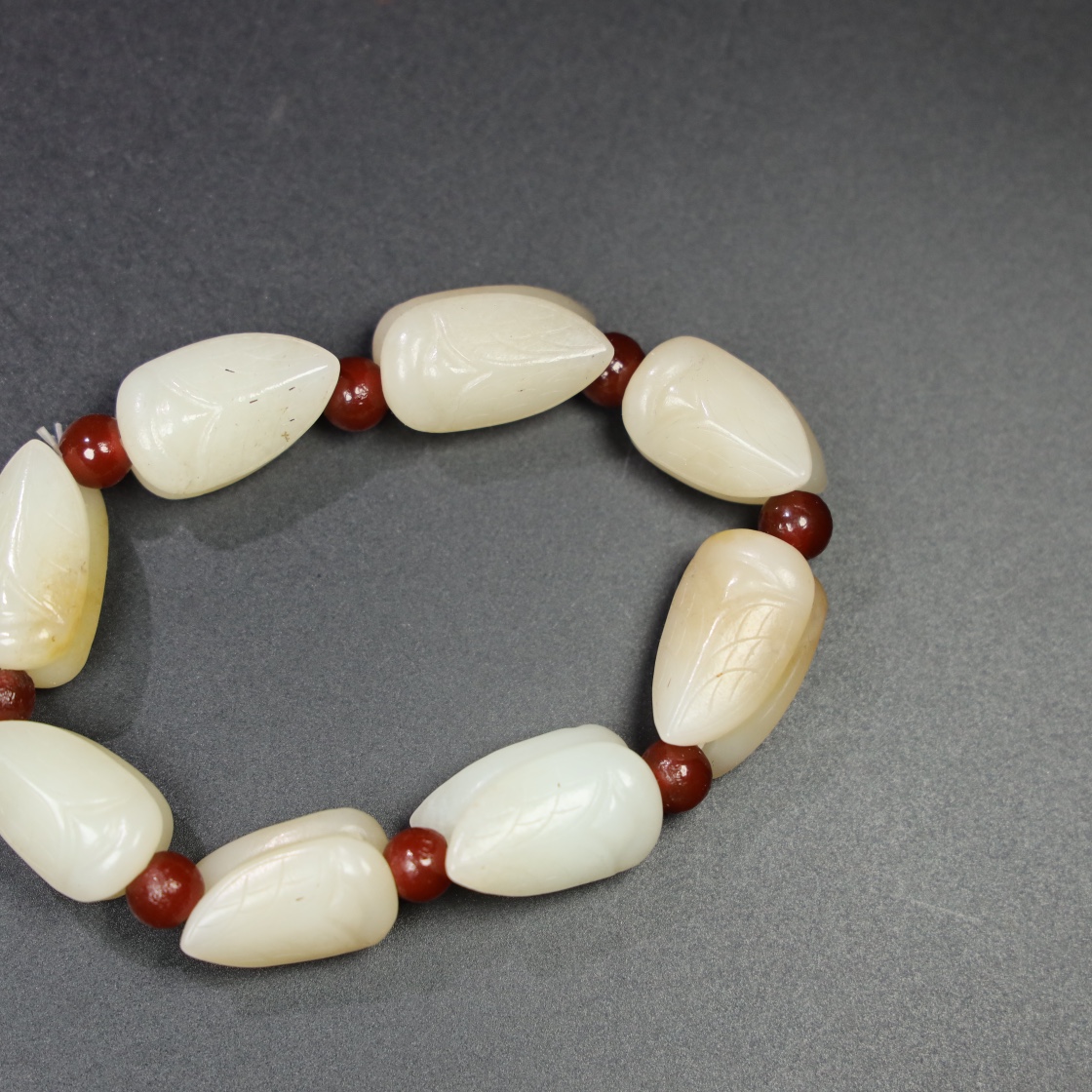 Chinese Natural Jade Carved Cicada Bracelet